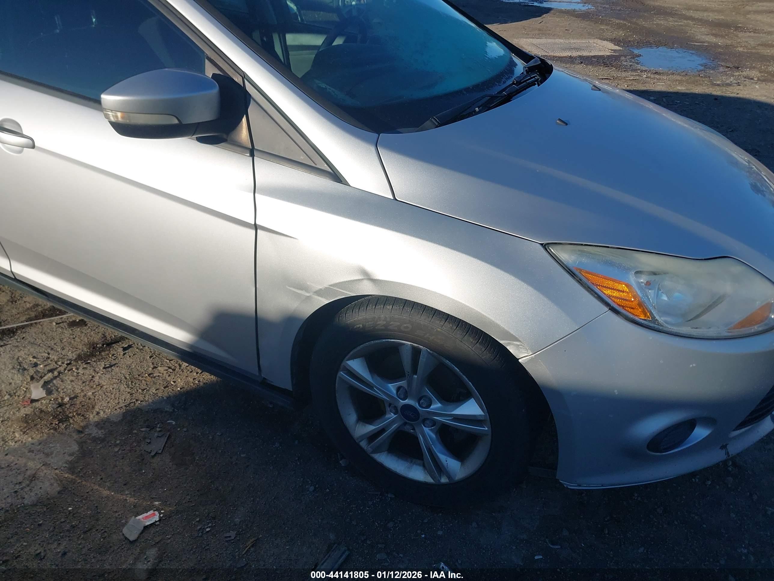 FORD FOCUS image 6