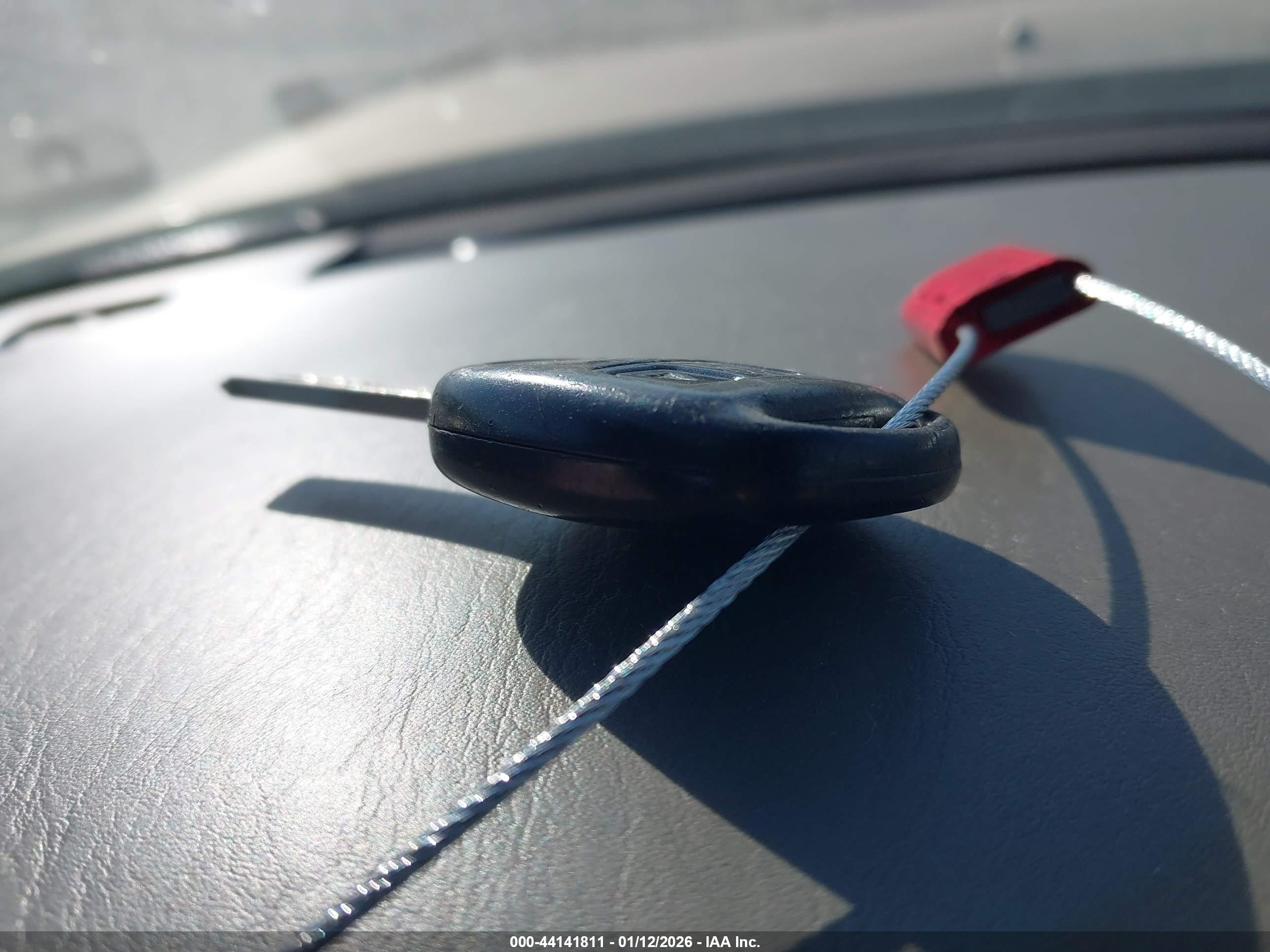 LEXUS ES image 11