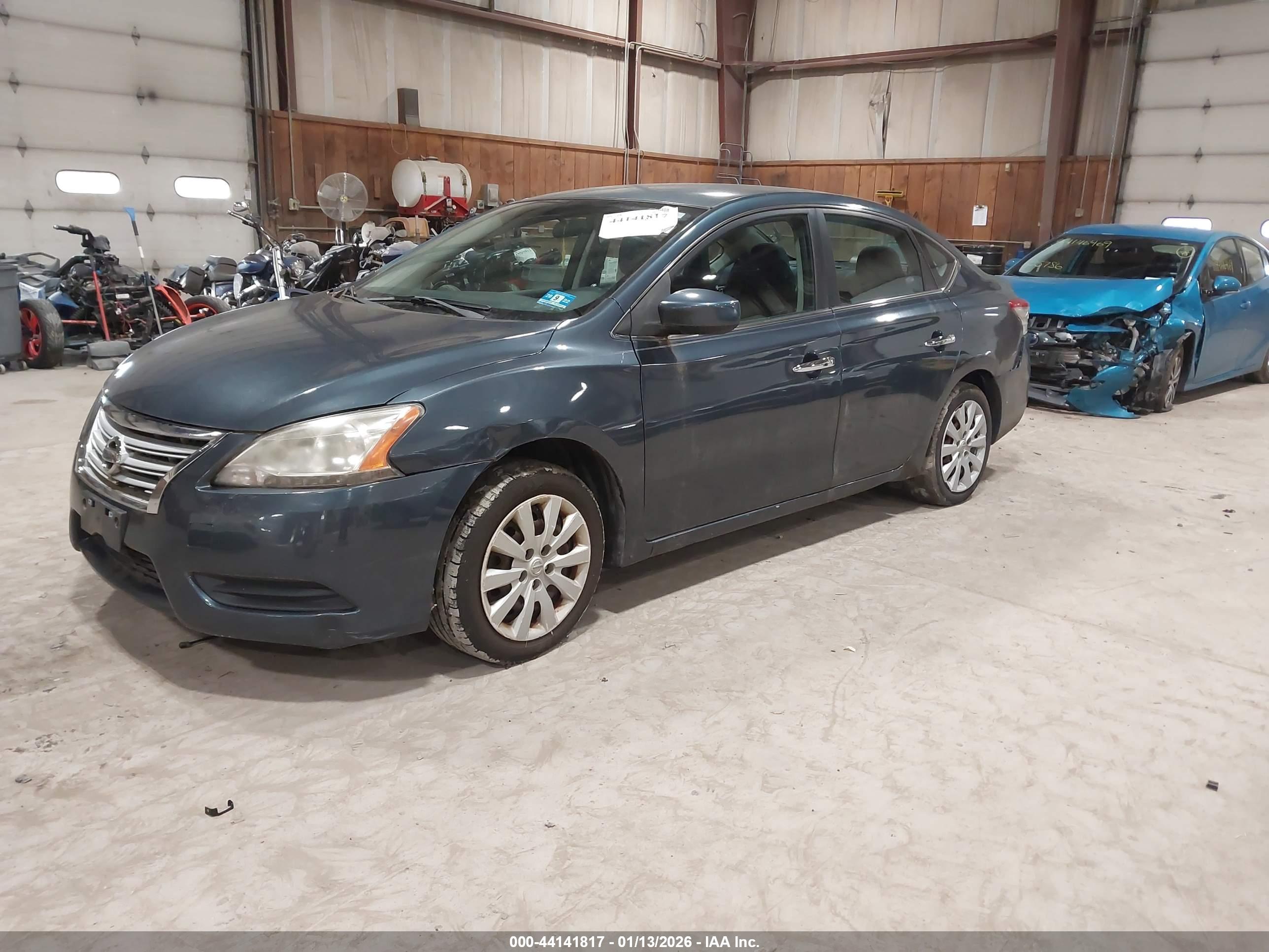 NISSAN SENTRA image 2