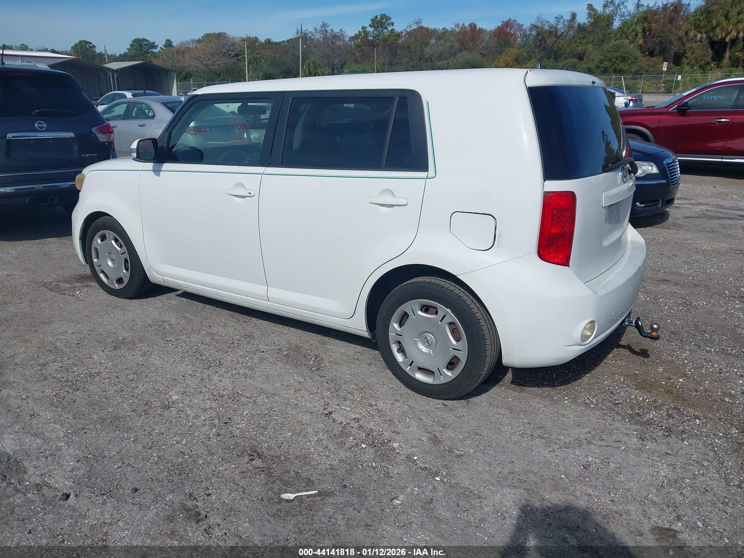 SCION XB image 3