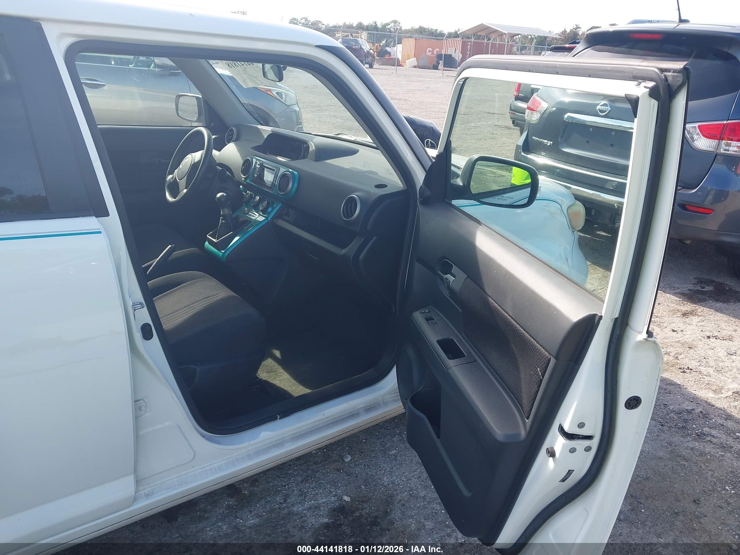 SCION XB image 5