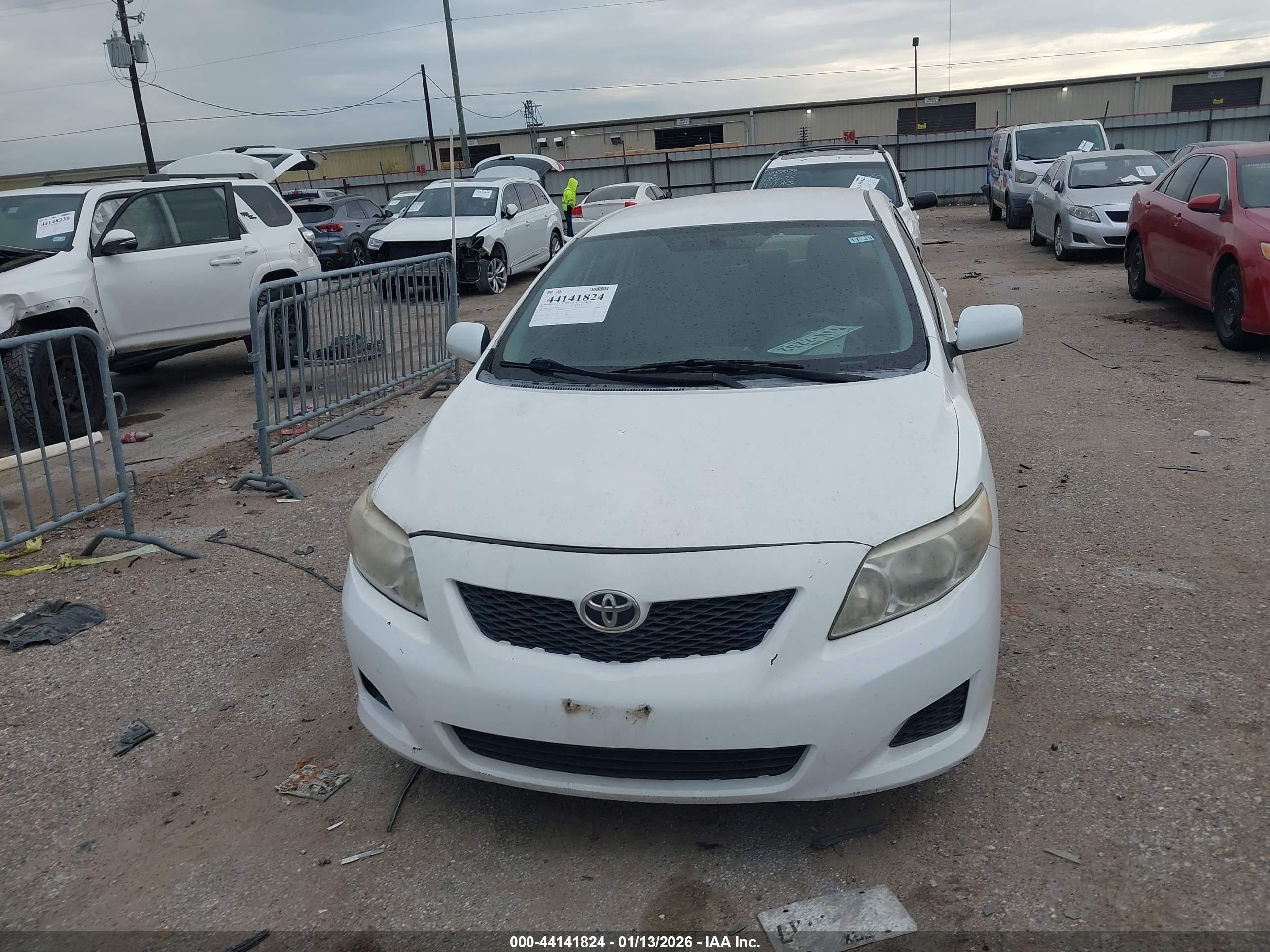TOYOTA COROLLA image 6