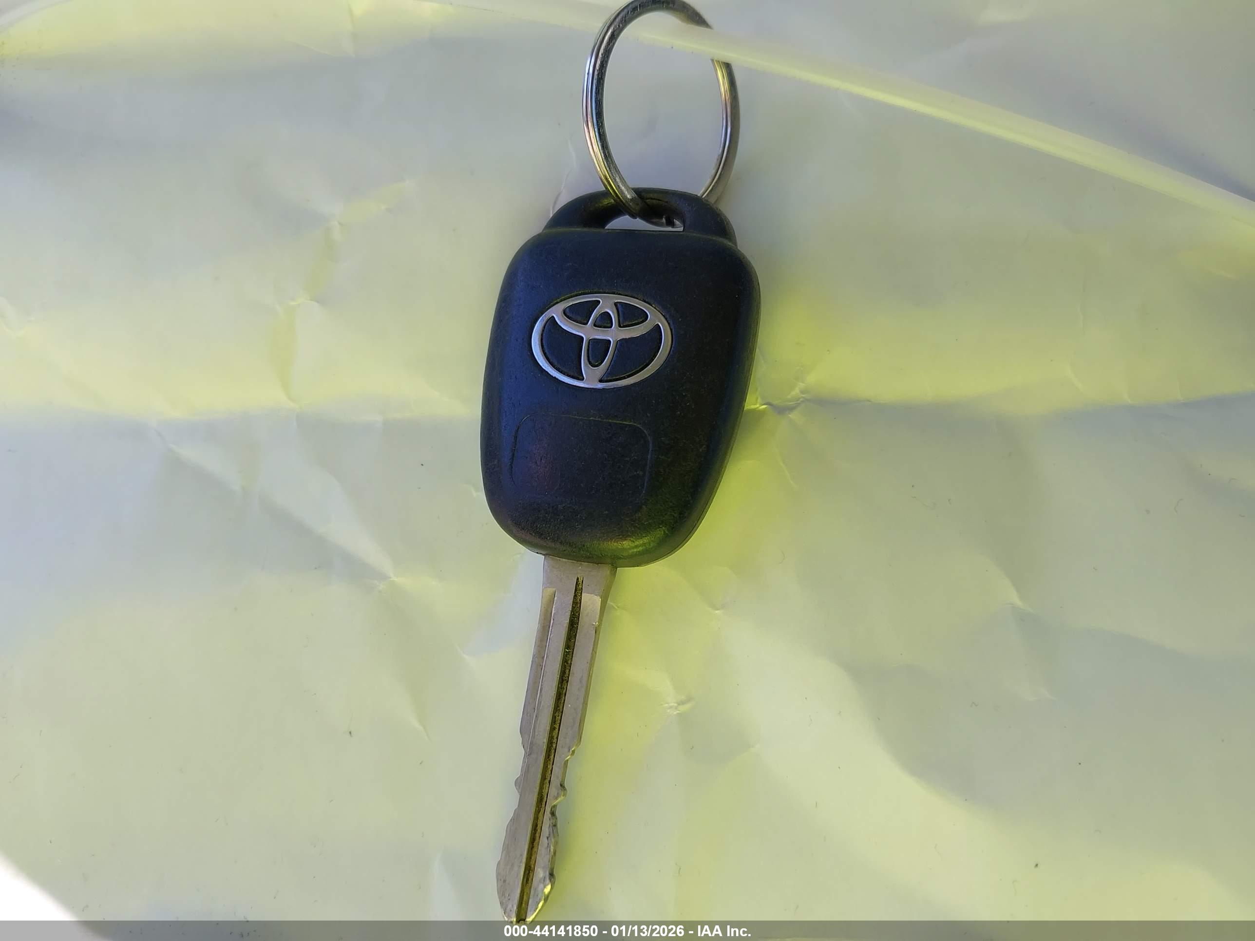 TOYOTA TACOMA image 11