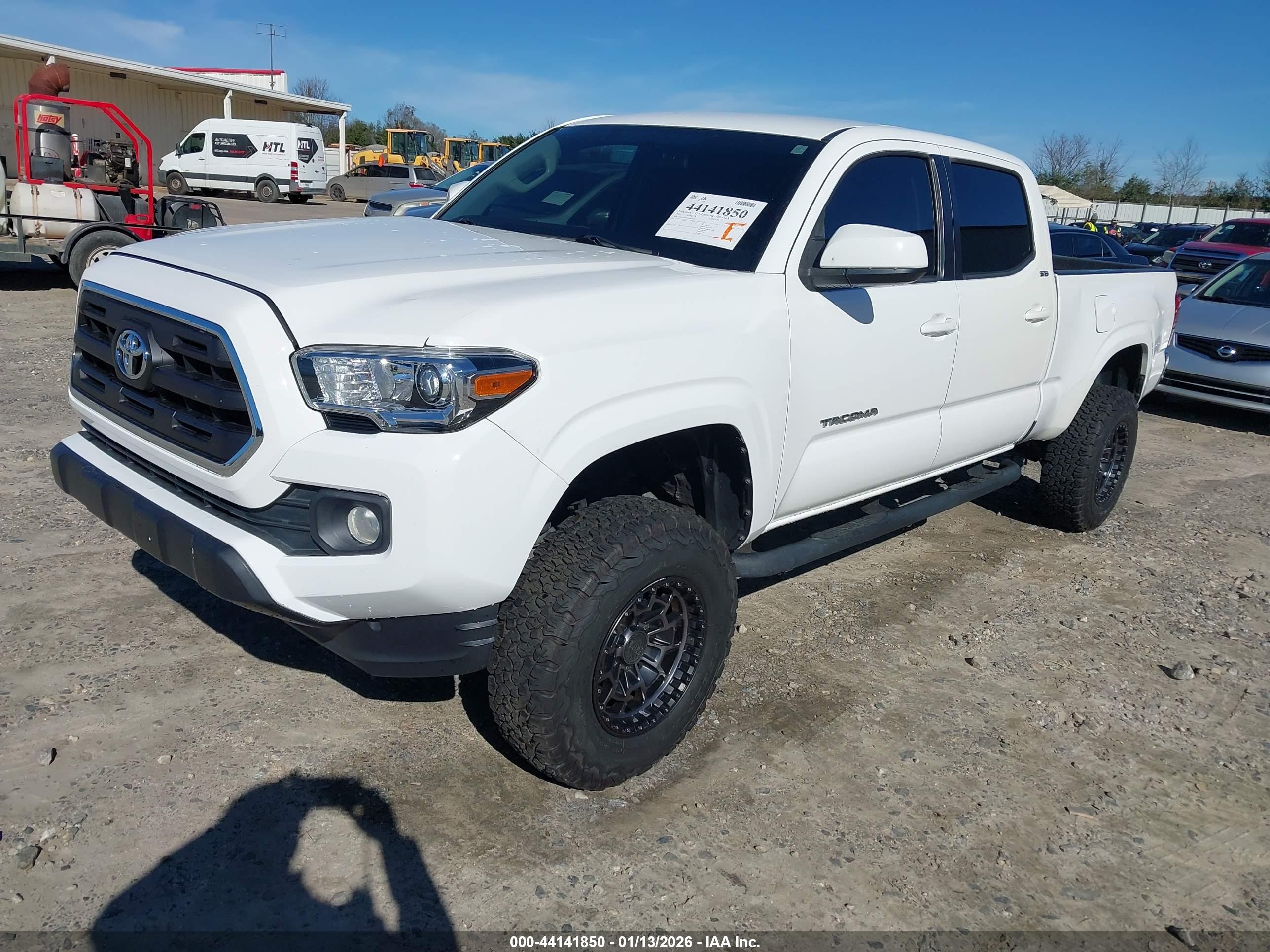 TOYOTA TACOMA image 2
