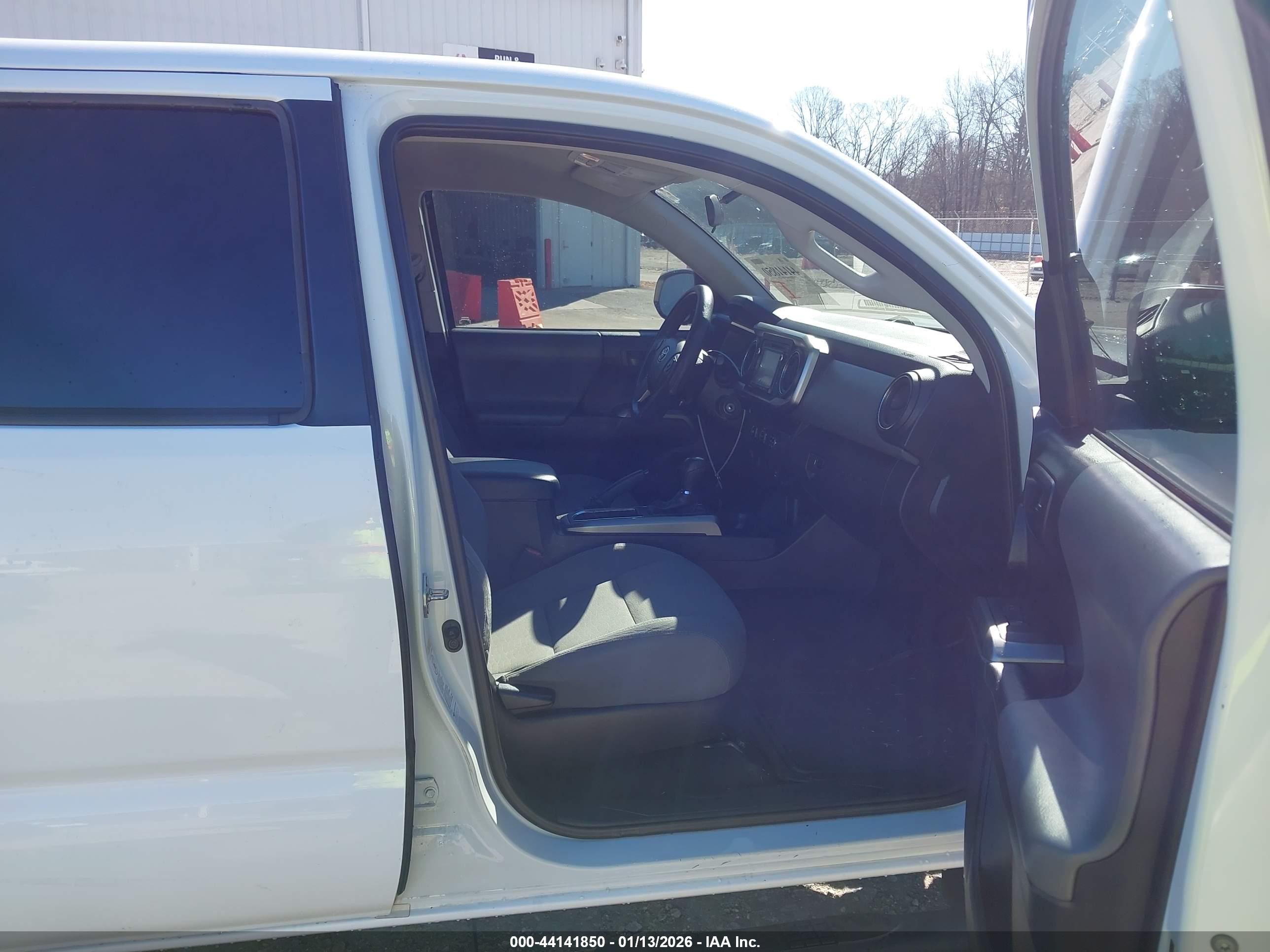 TOYOTA TACOMA image 5