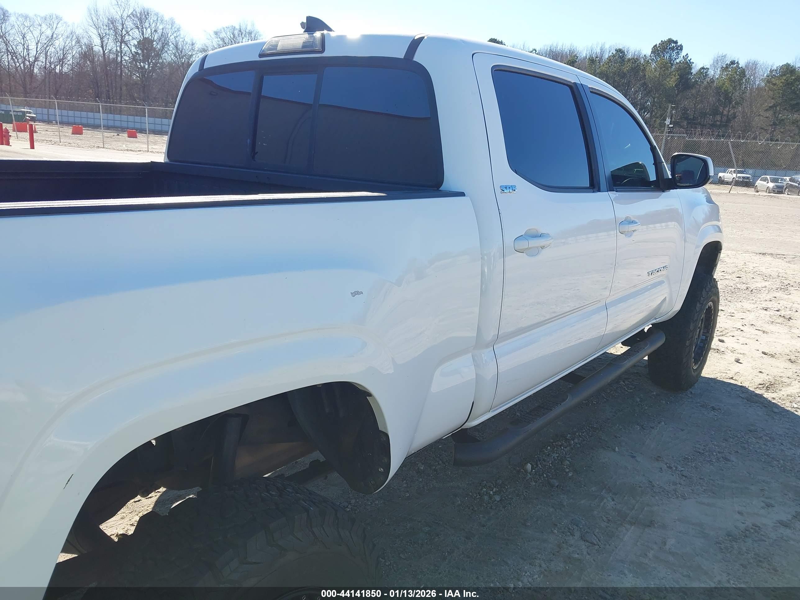 TOYOTA TACOMA image 6