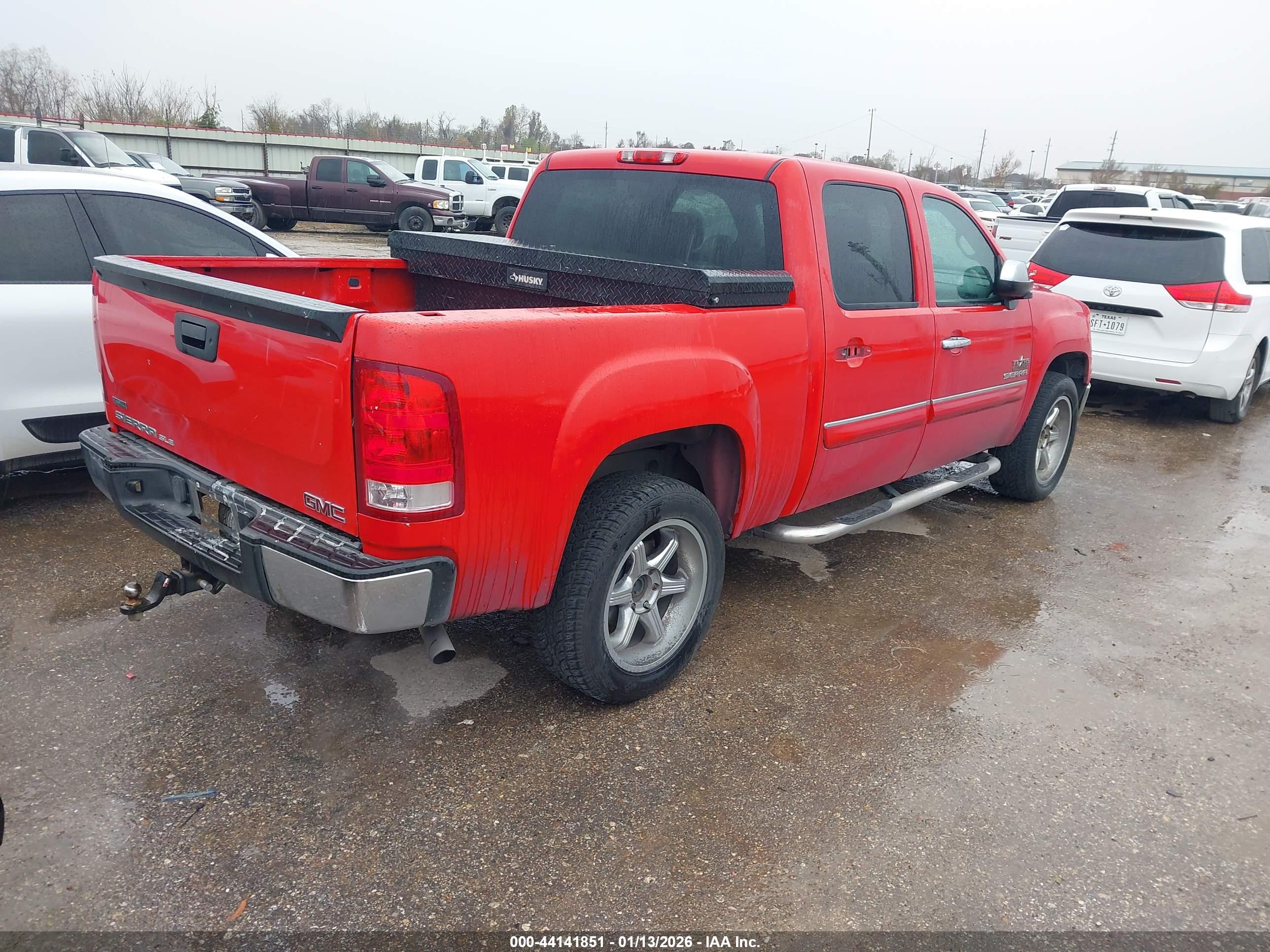 GMC SIERRA image 4