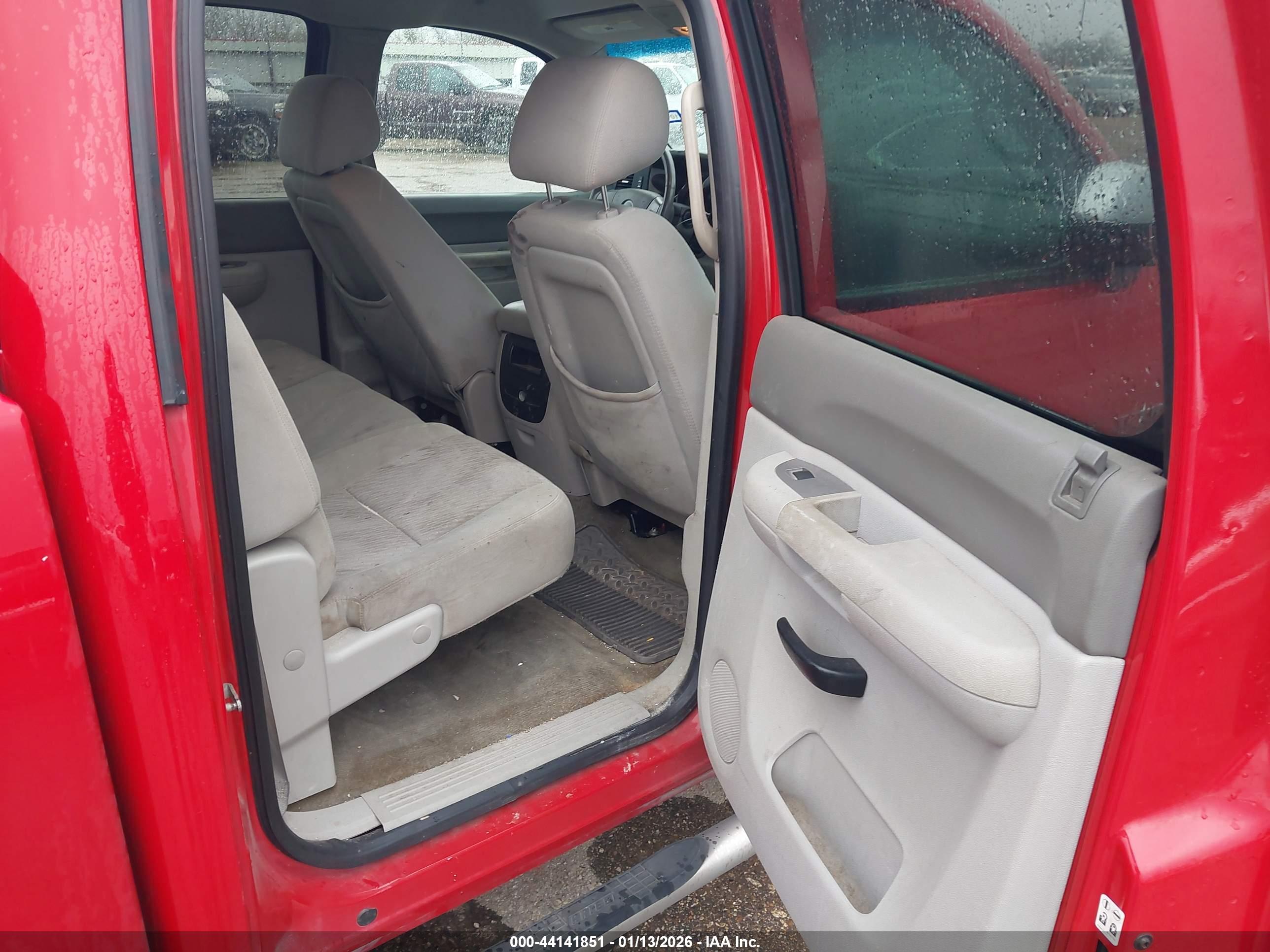 GMC SIERRA image 8