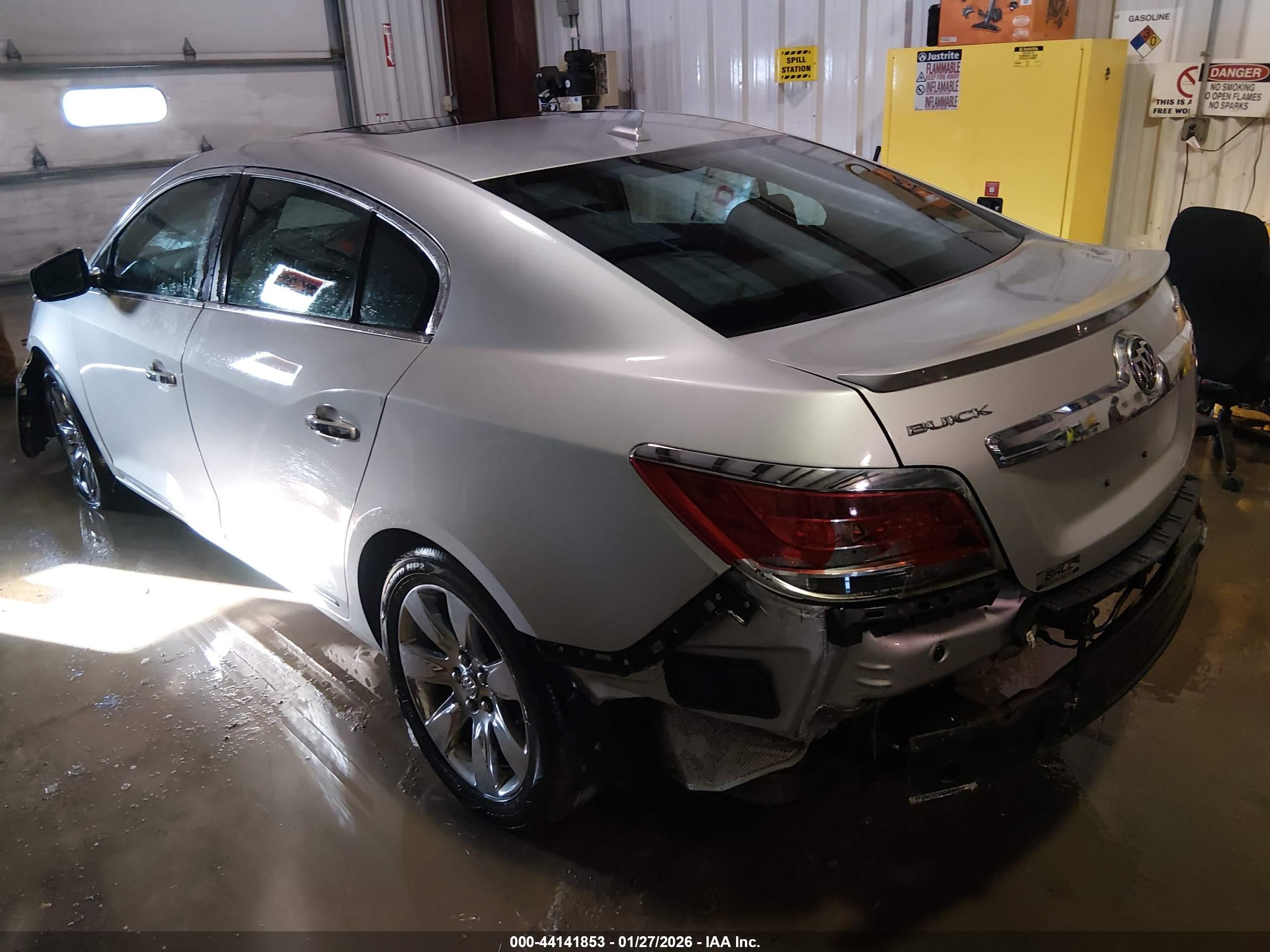 BUICK LACROSSE image 3