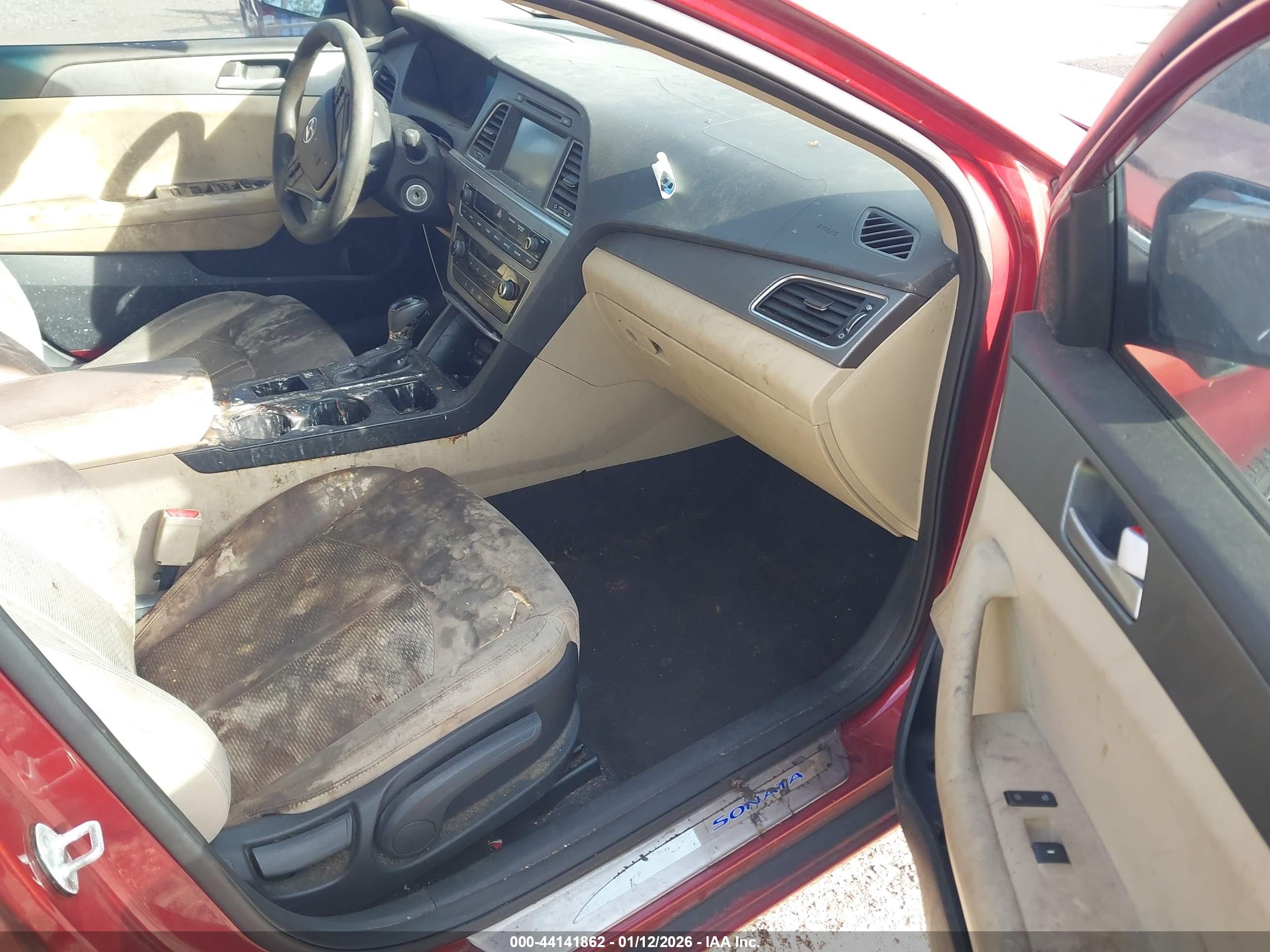 HYUNDAI SONATA image 5