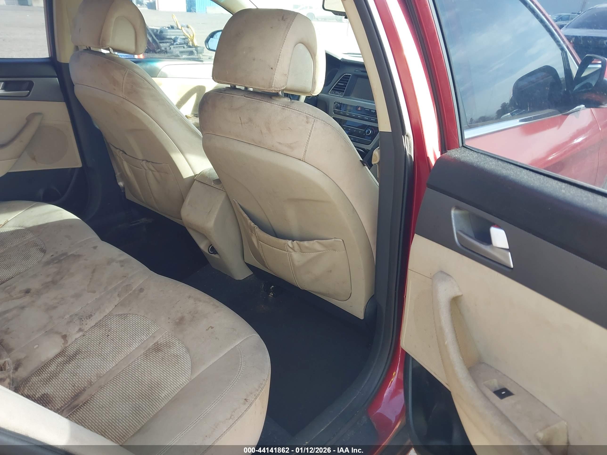 HYUNDAI SONATA image 8