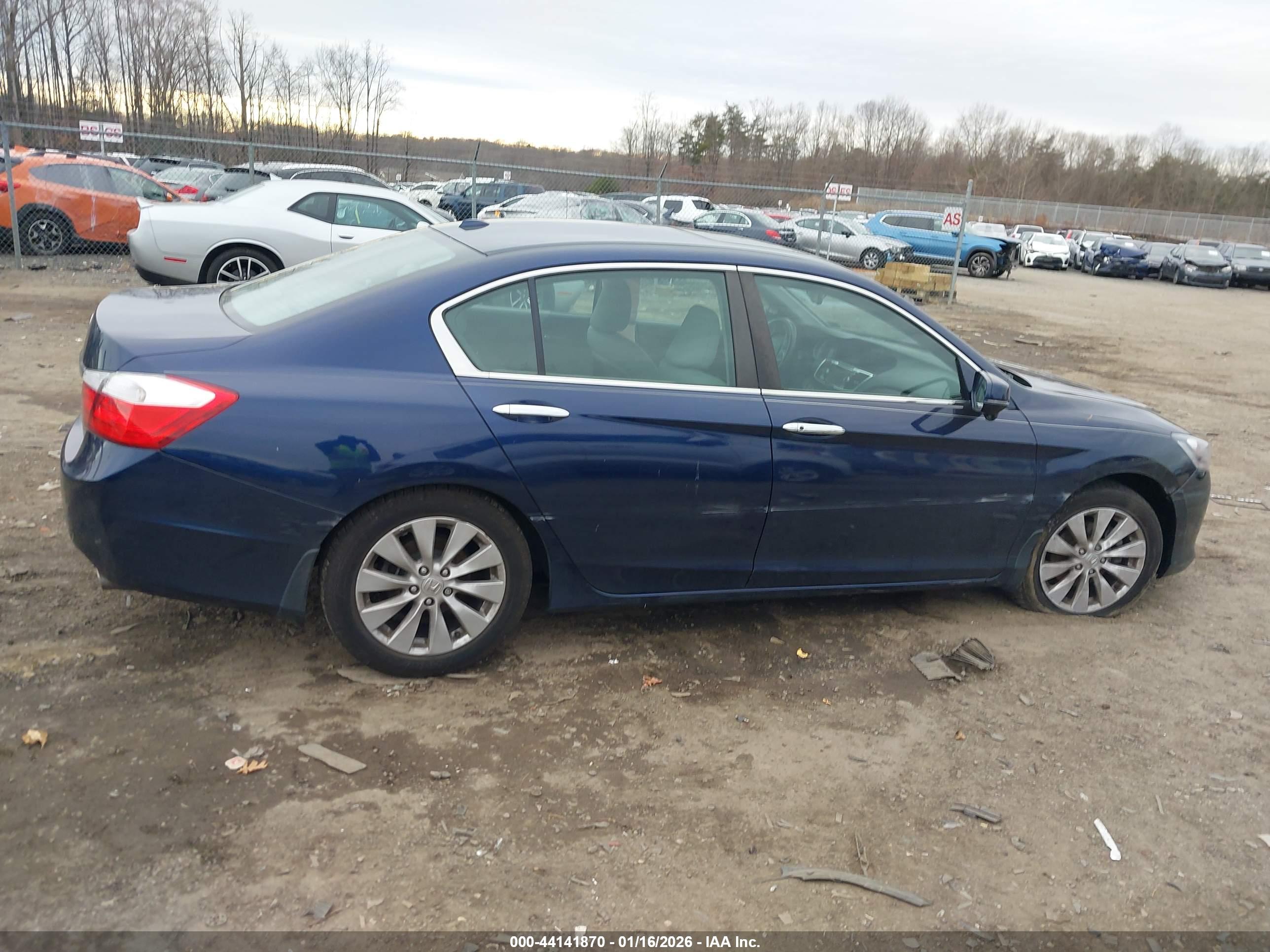 HONDA ACCORD image 6