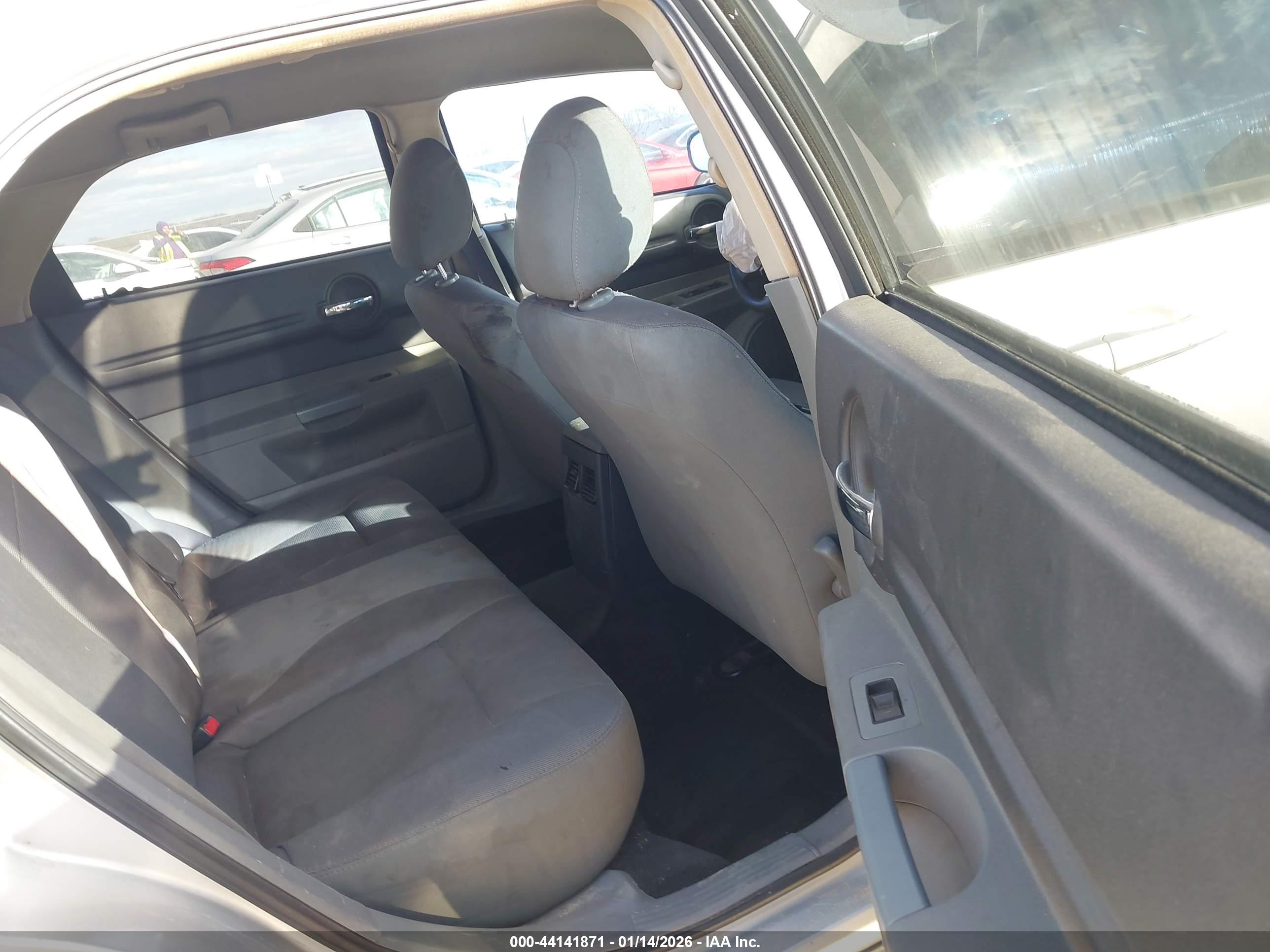 DODGE MAGNUM image 8