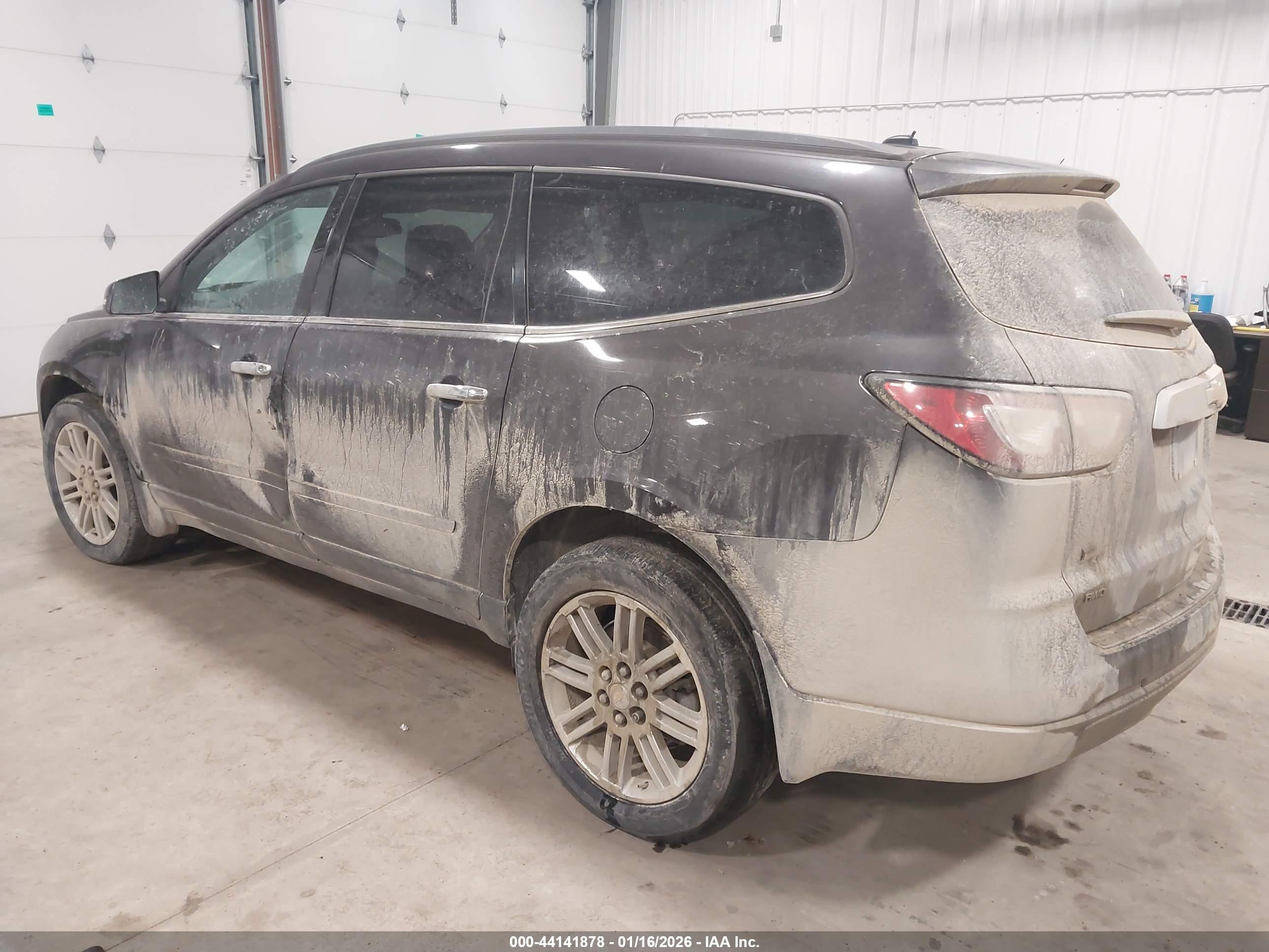 CHEVROLET TRAVERSE image 3