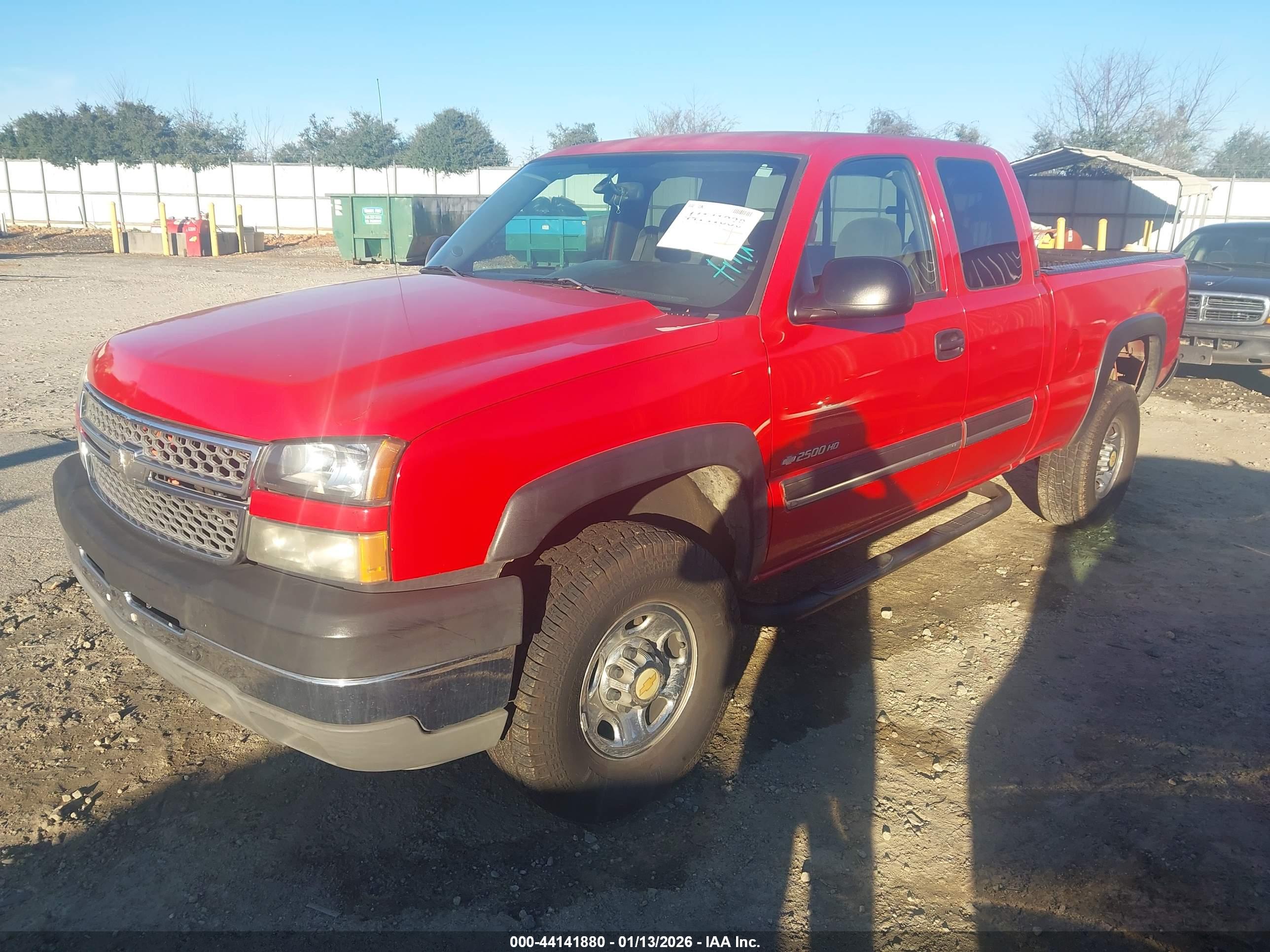 CHEVROLET SILVERADO image 2