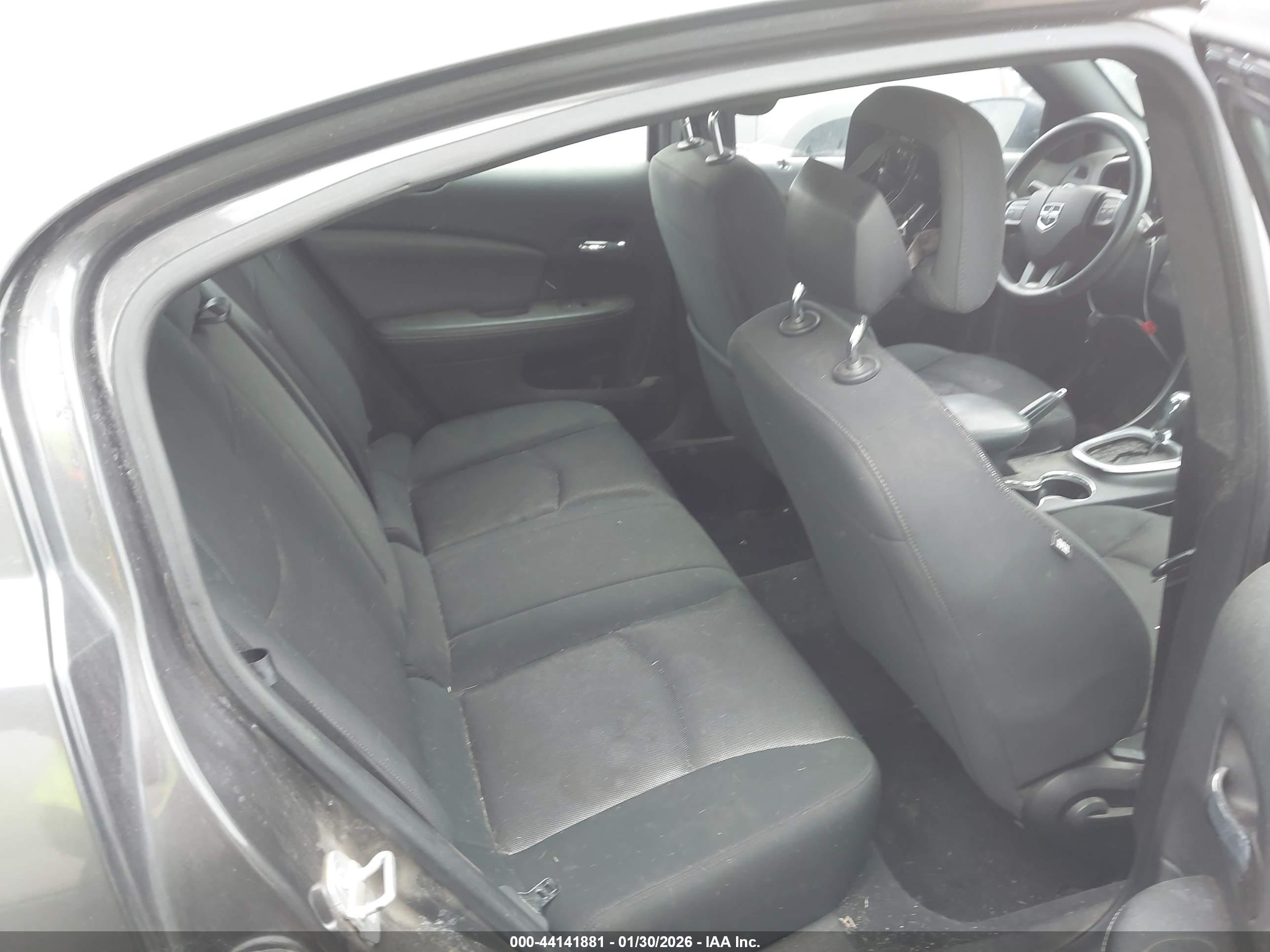DODGE AVENGER image 8