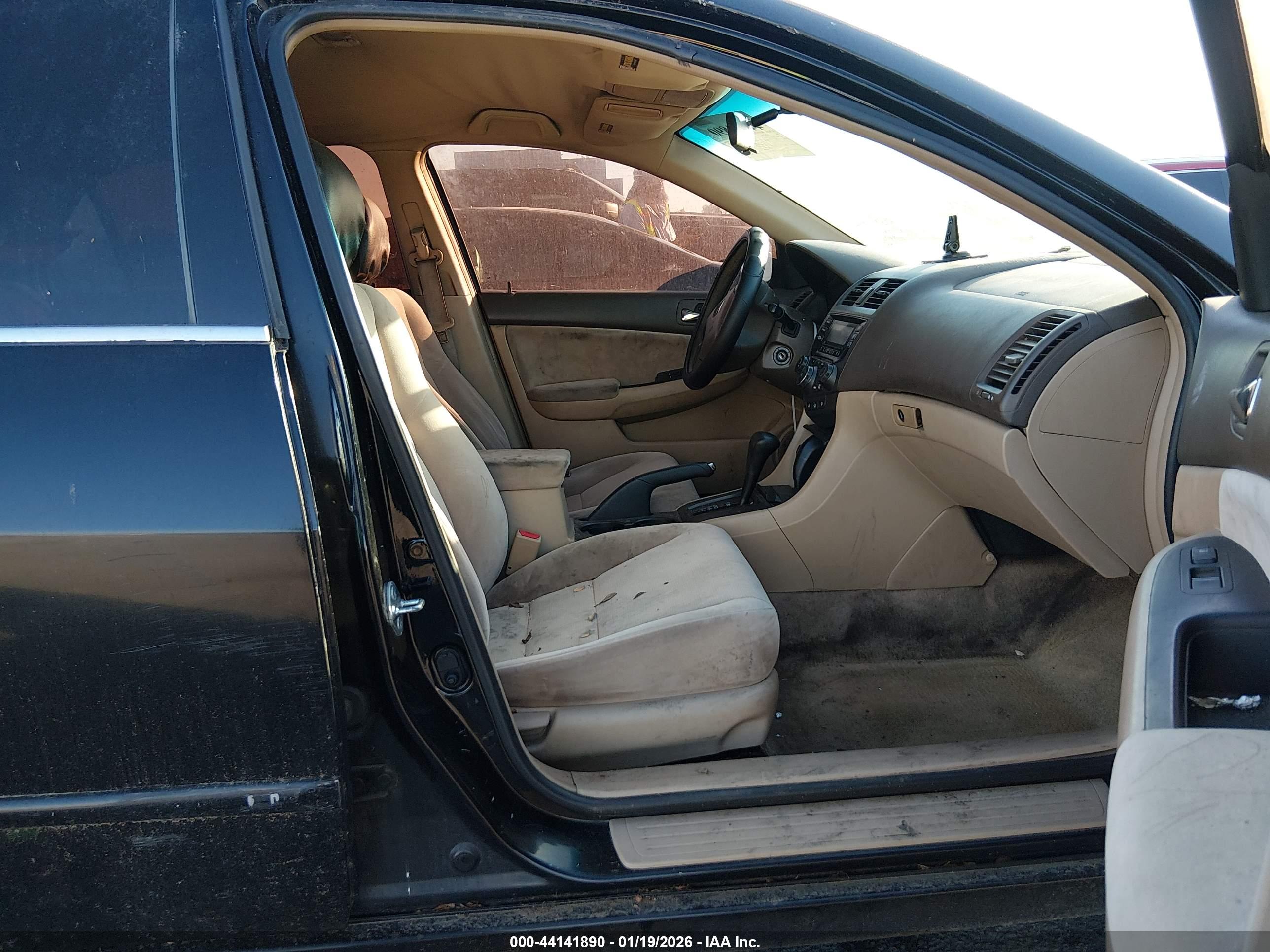 HONDA ACCORD image 5