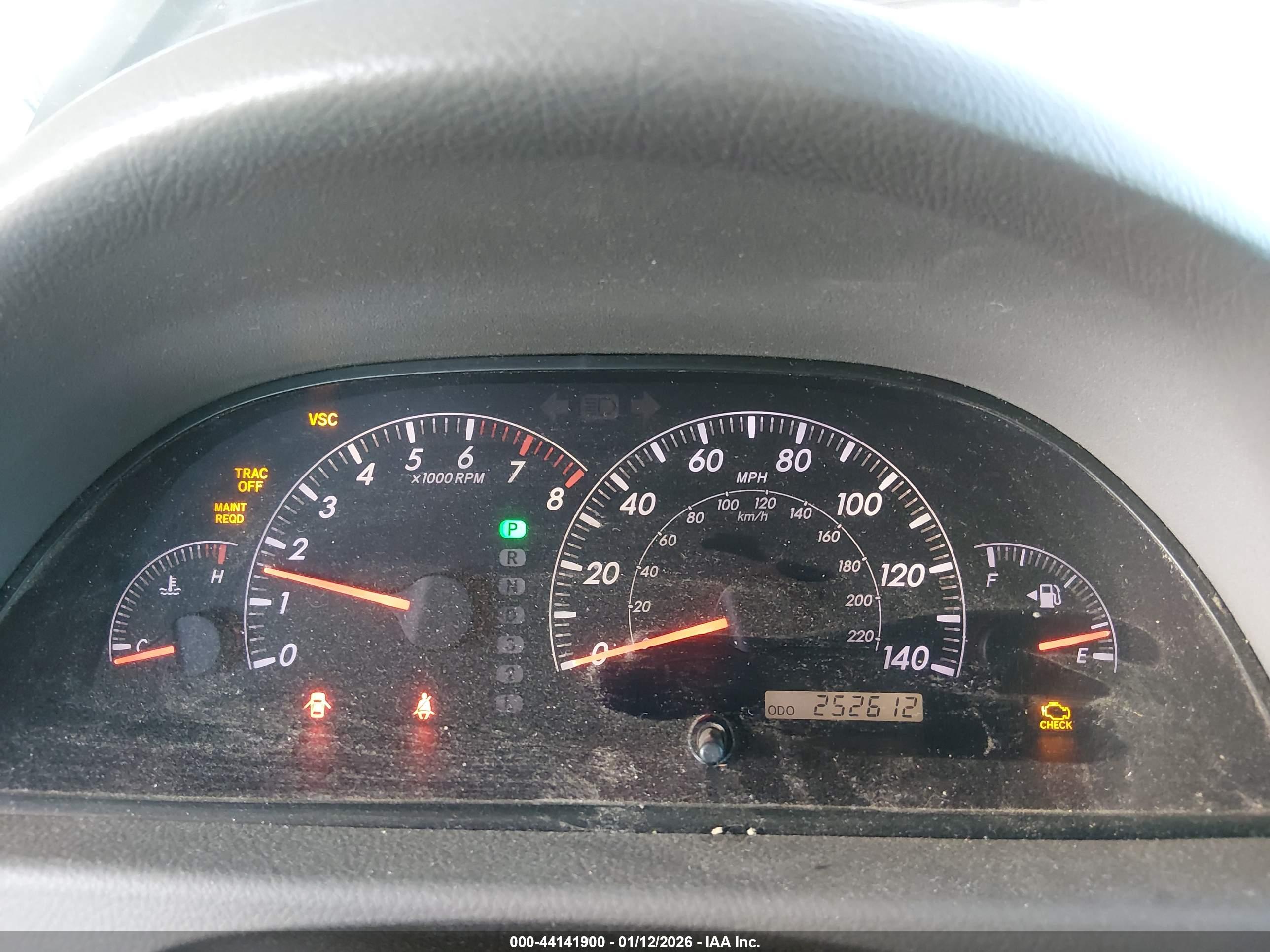 TOYOTA CAMRY image 7