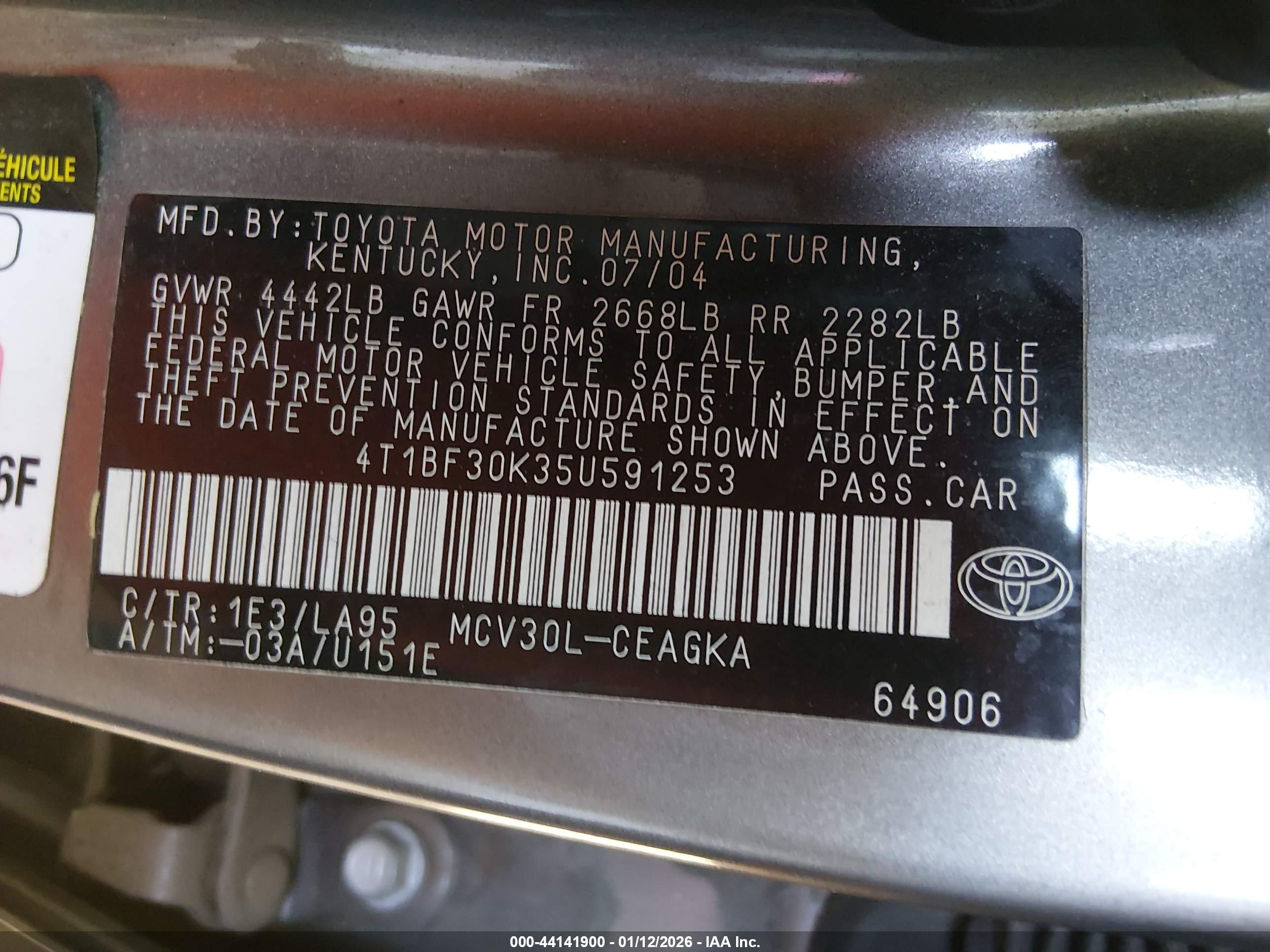 TOYOTA CAMRY image 9