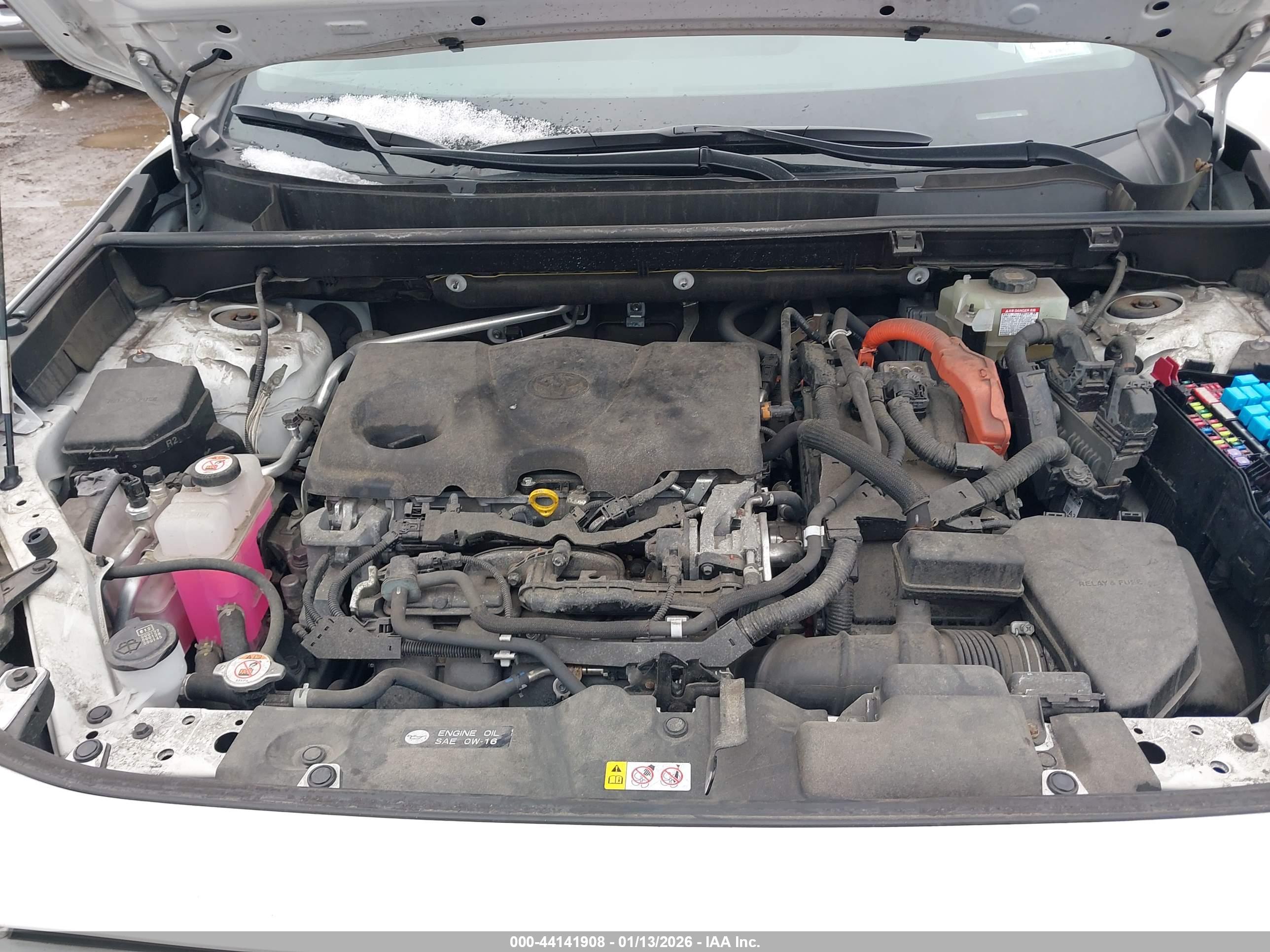 TOYOTA RAV4 image 10