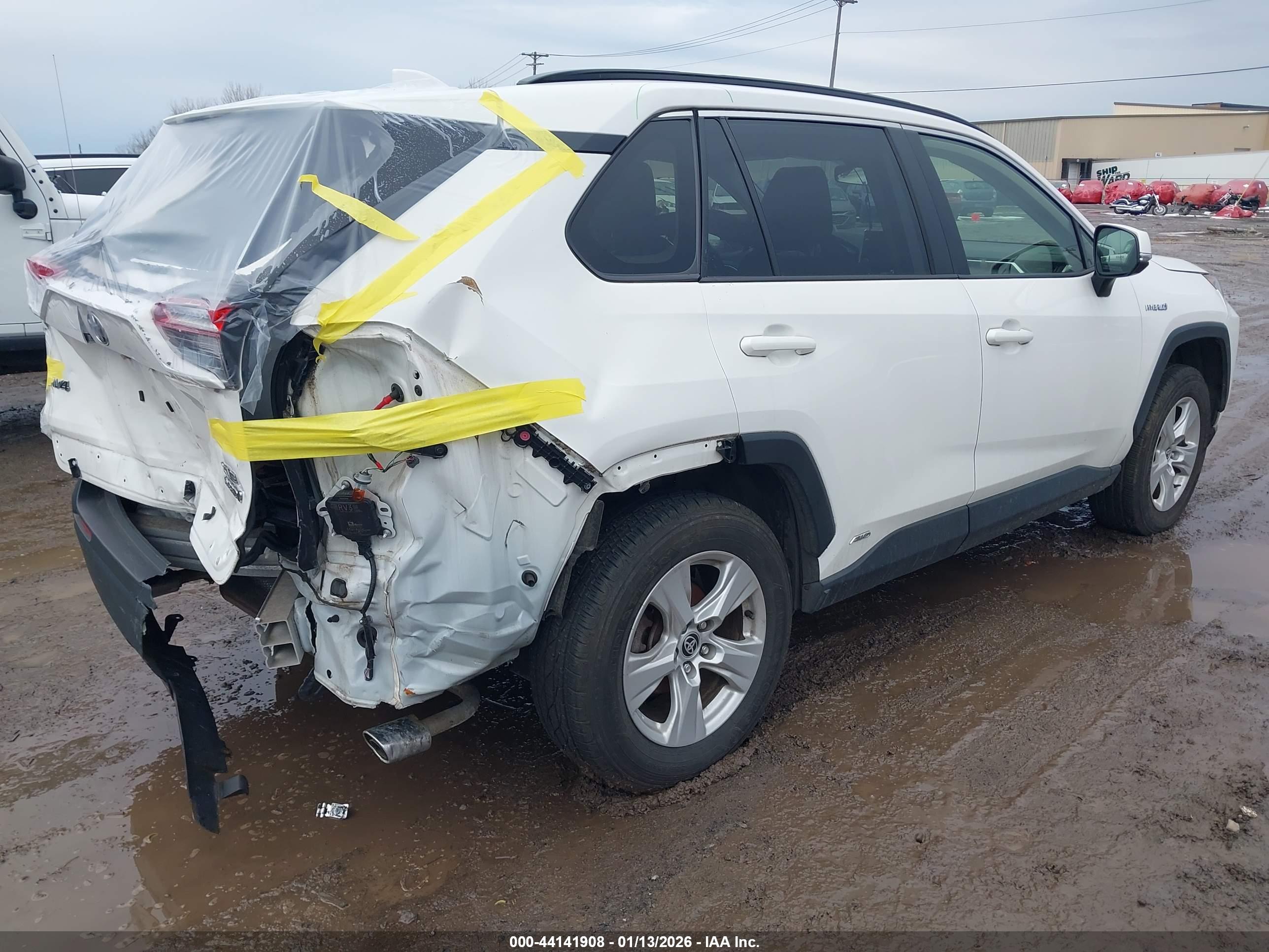 TOYOTA RAV4 image 4