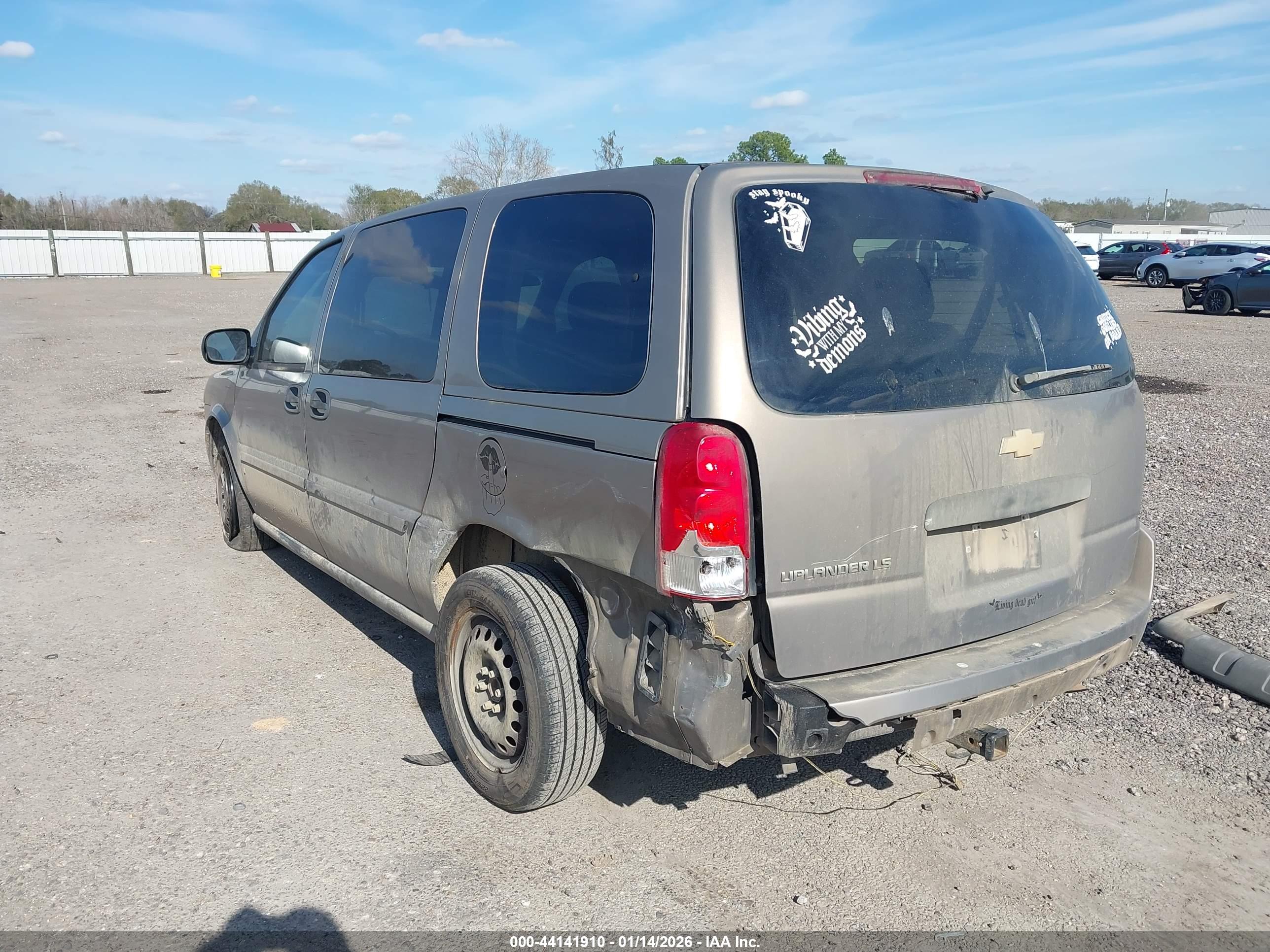 CHEVROLET UPLANDER image 3