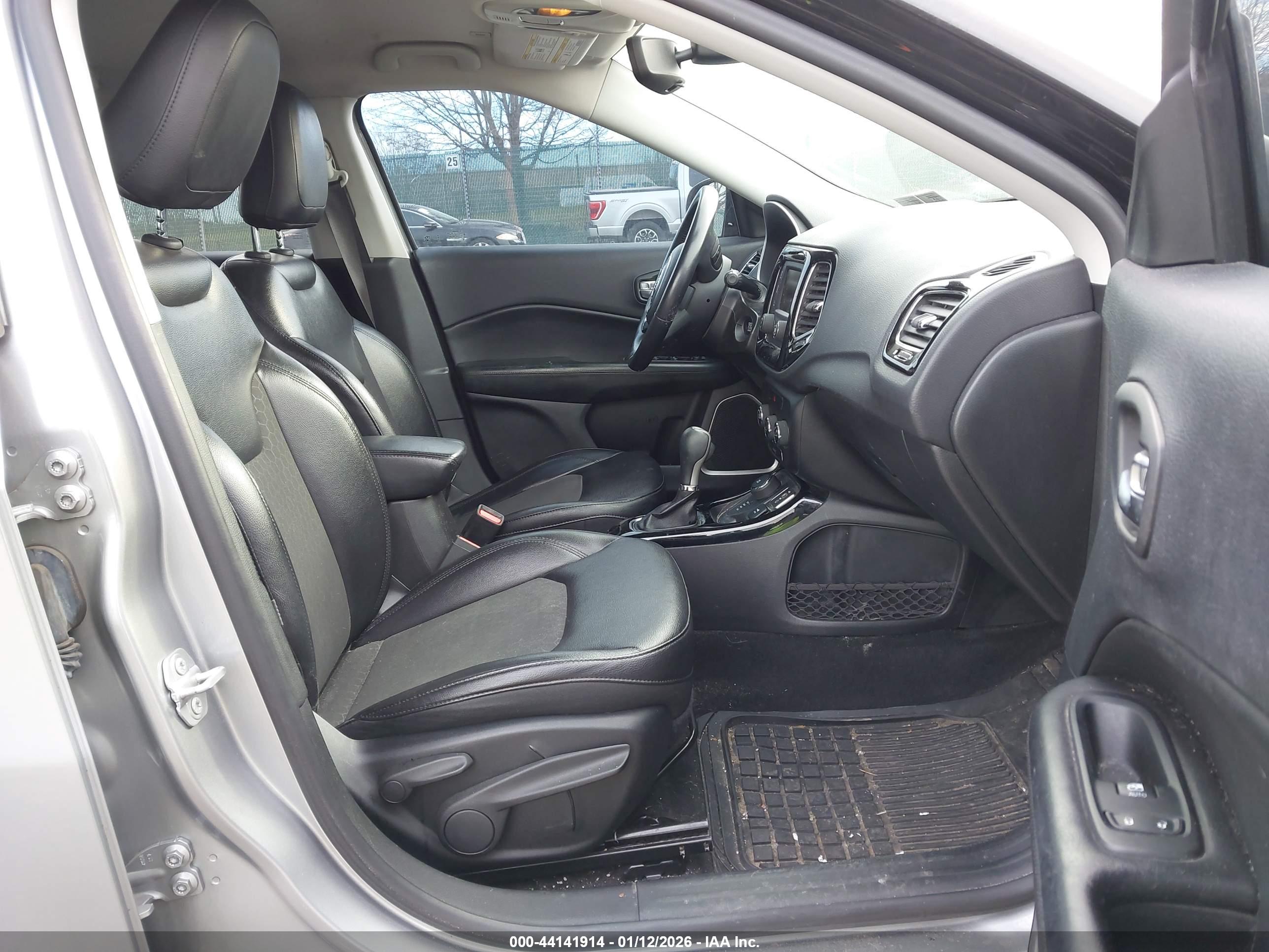 JEEP COMPASS image 5