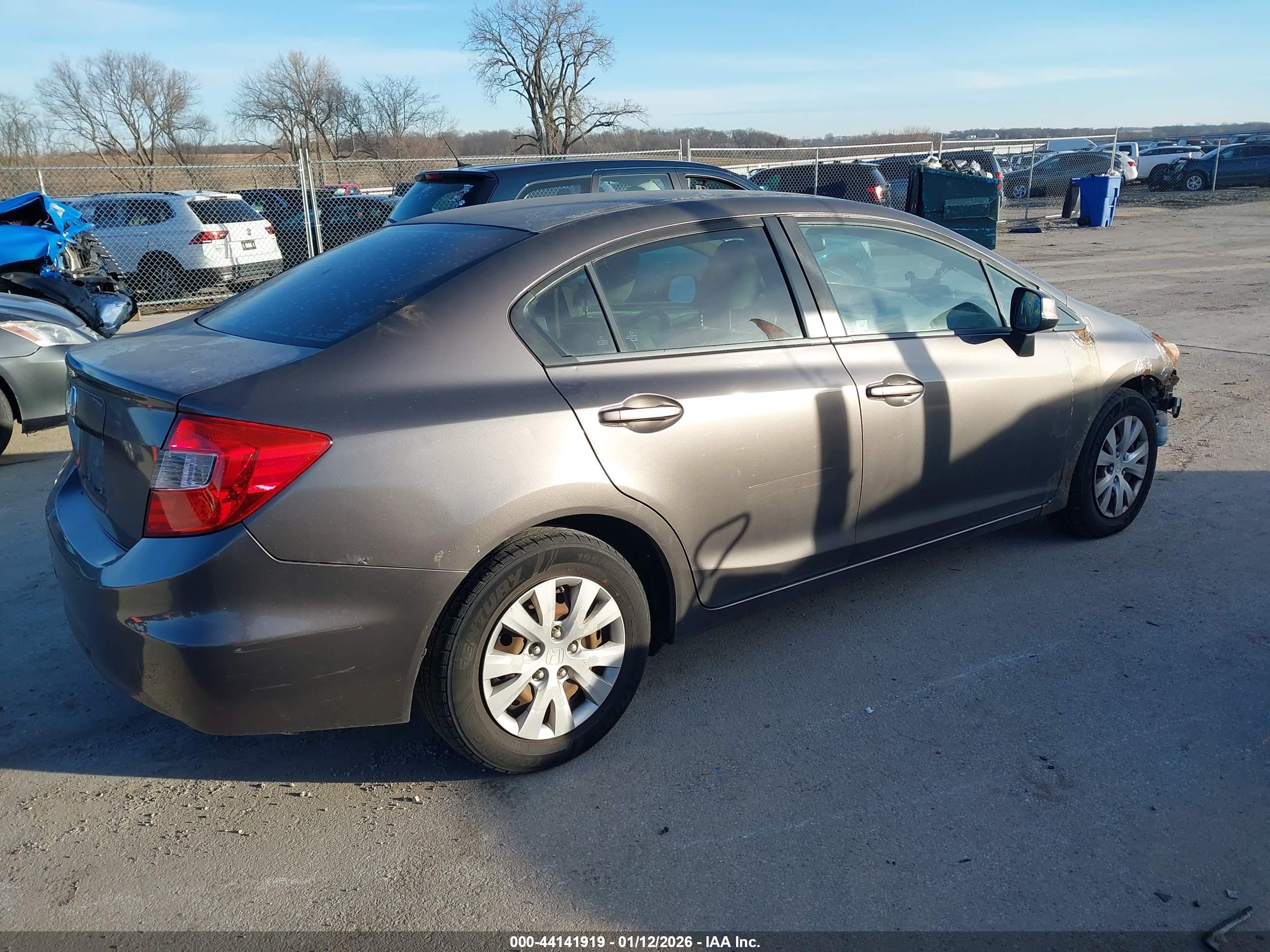 HONDA CIVIC image 4