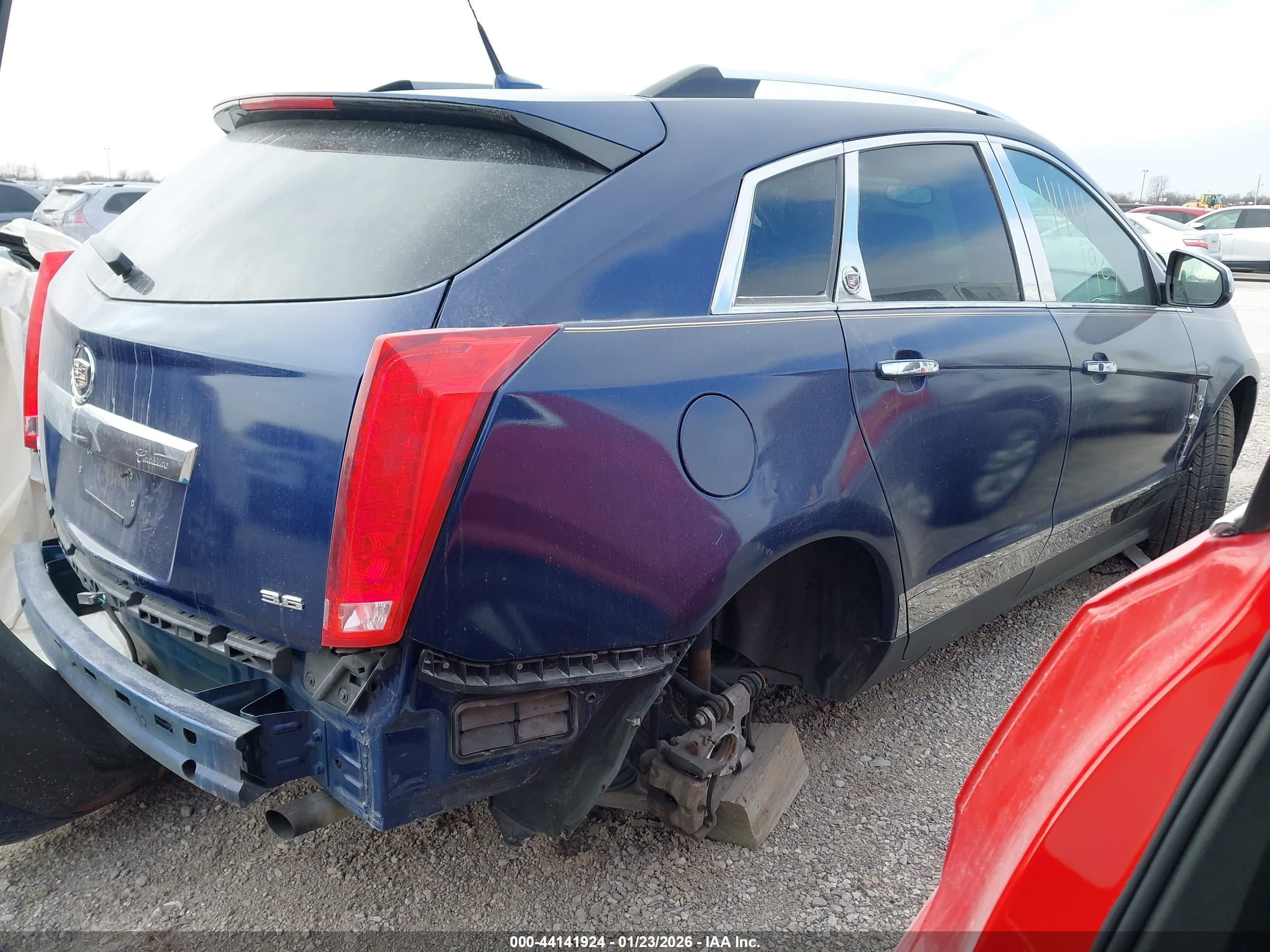 CADILLAC SRX image 4