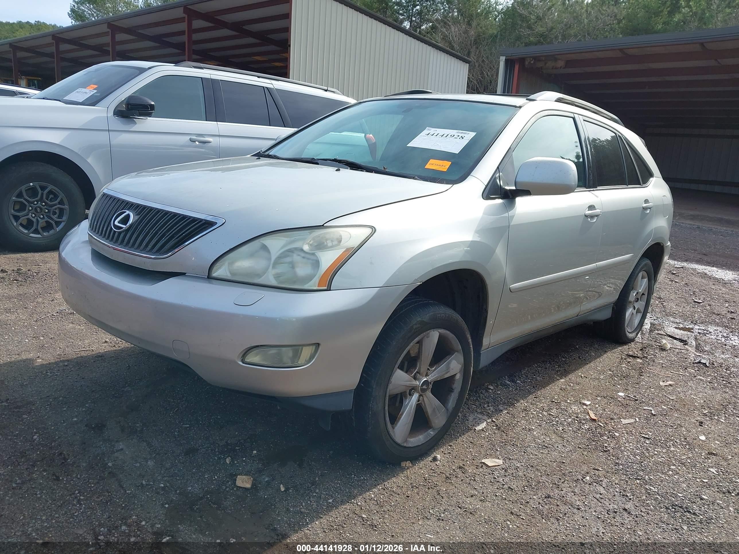 LEXUS RX image 2