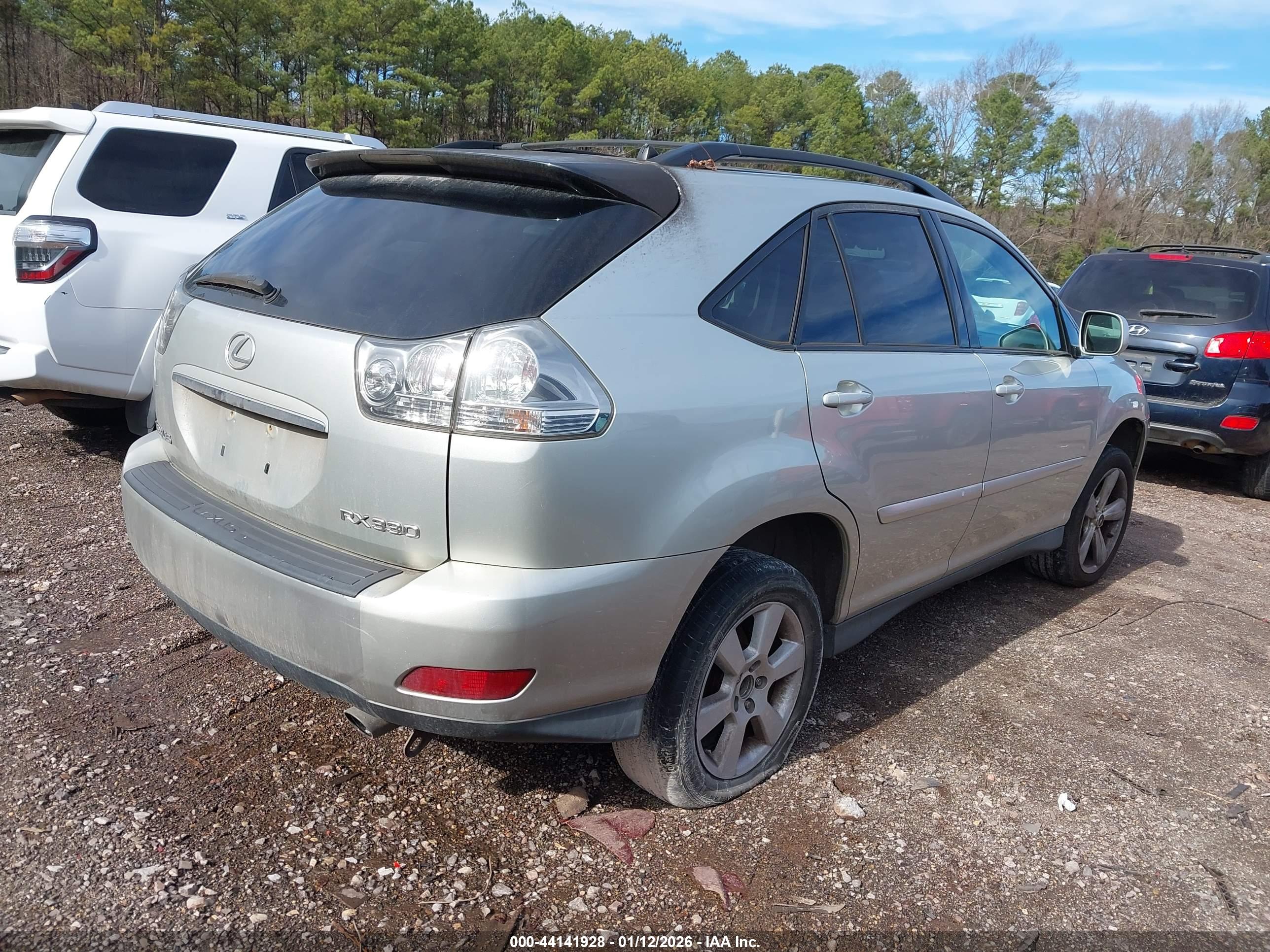 LEXUS RX image 4