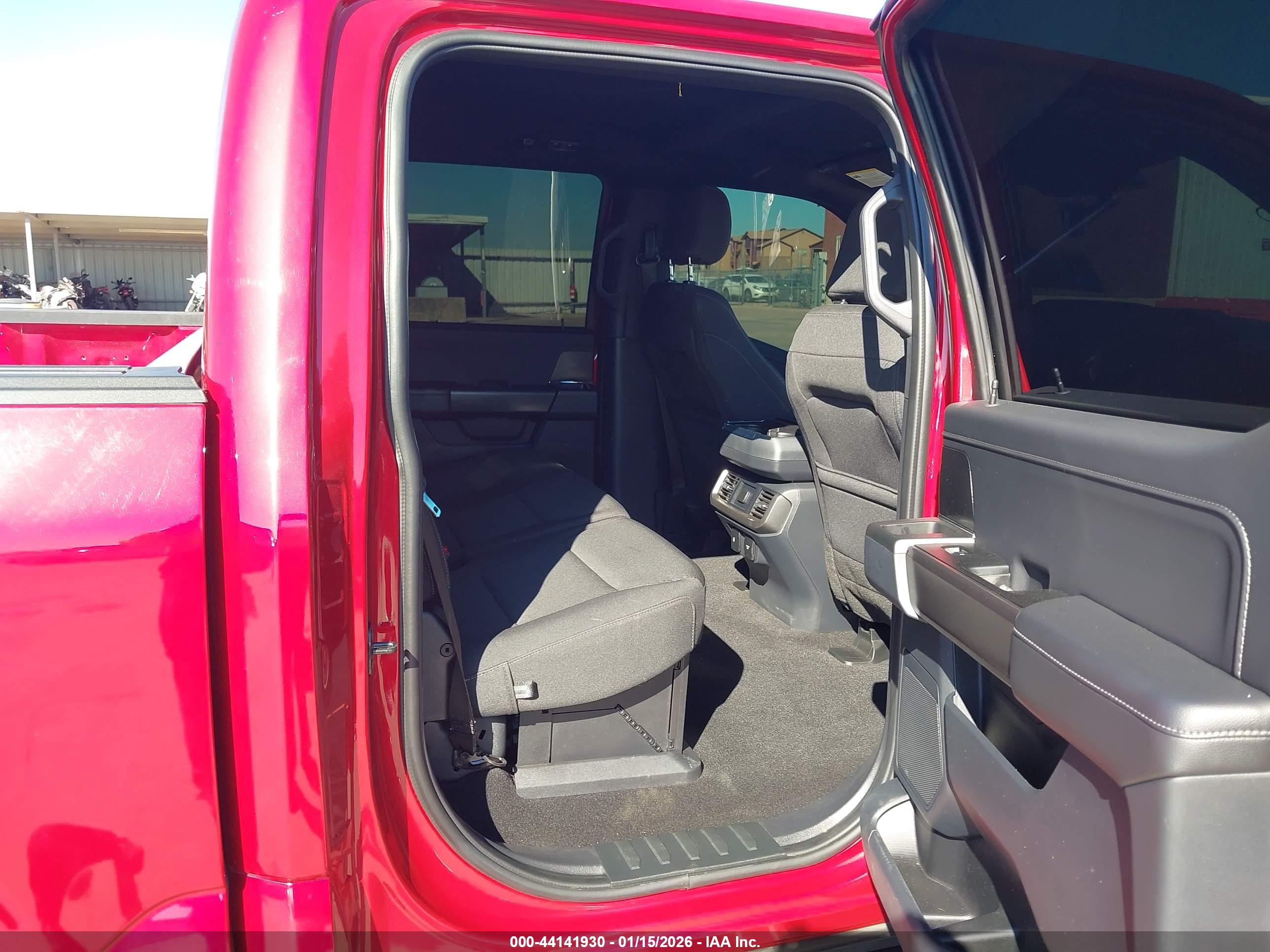 FORD F-150 image 8