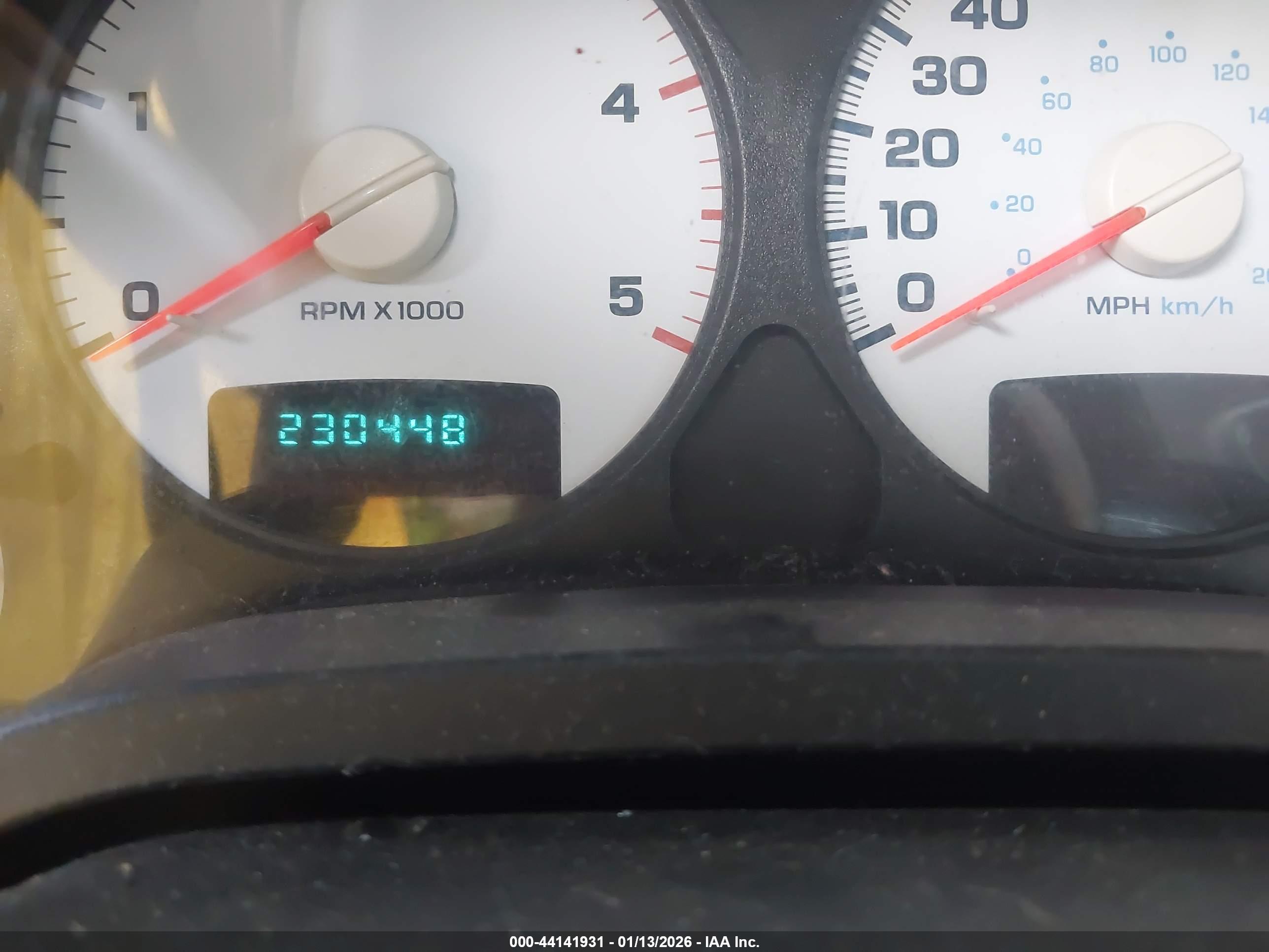 DODGE RAM image 7