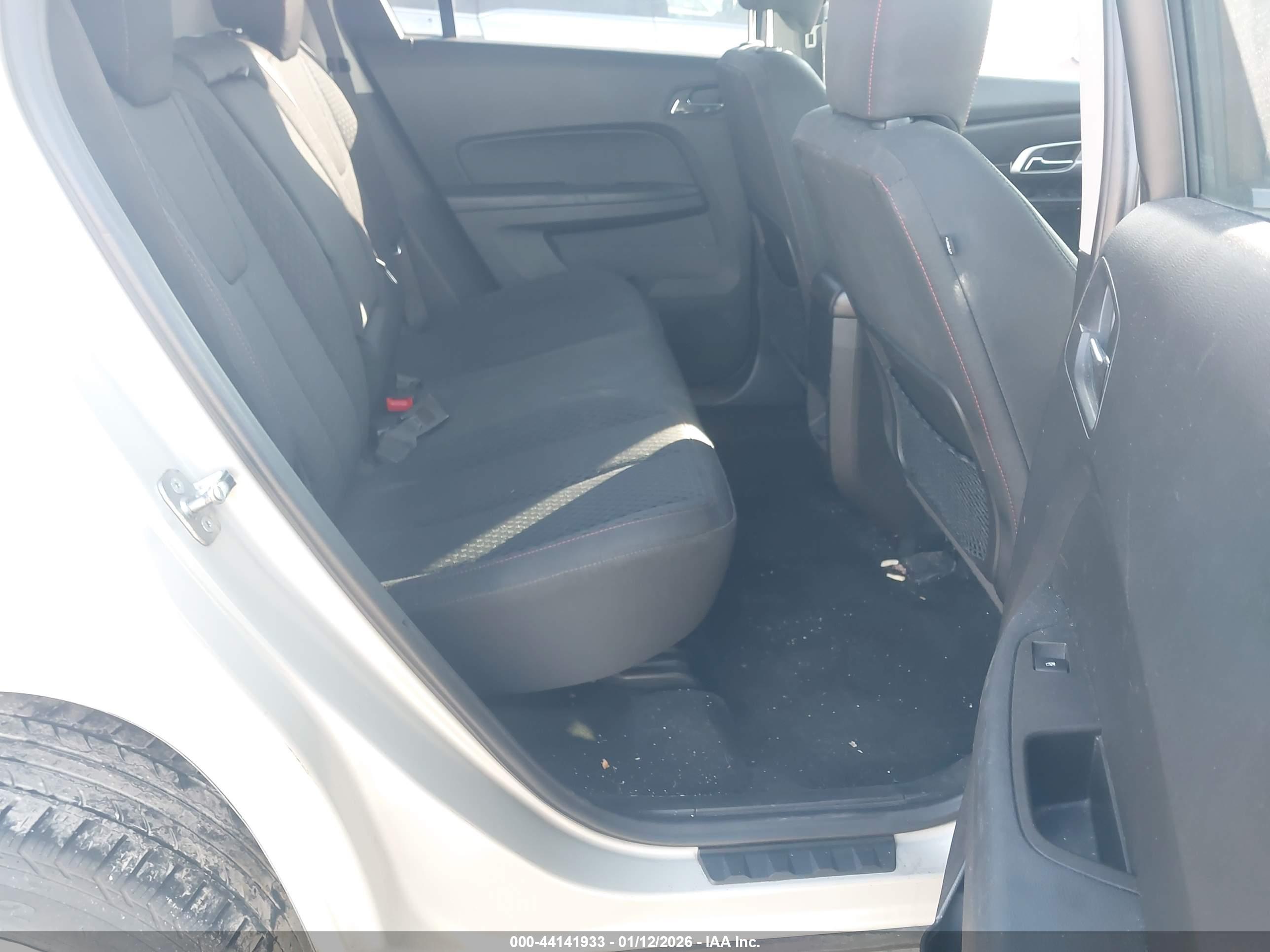 GMC TERRAIN image 8