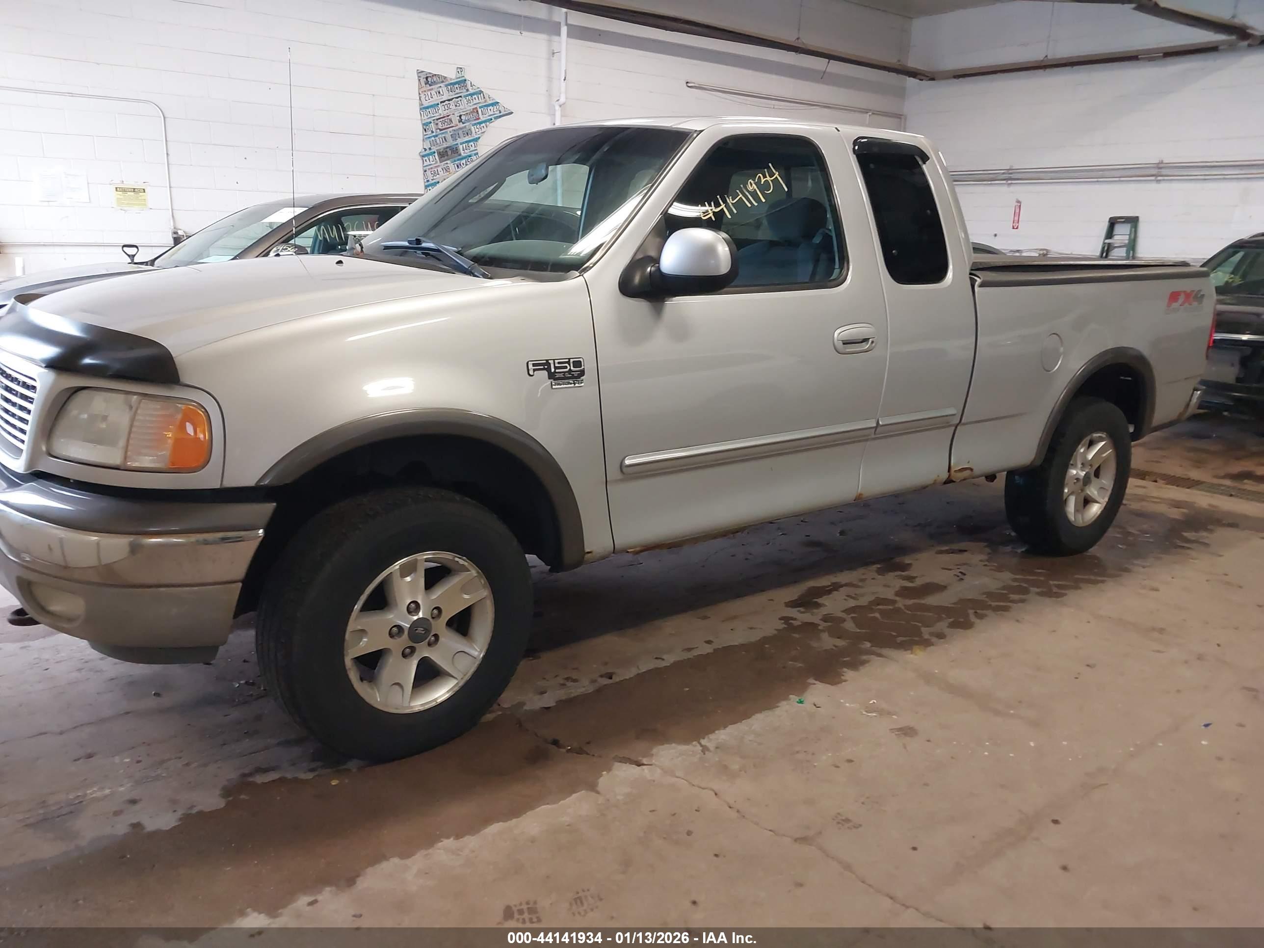 FORD F-150 image 2