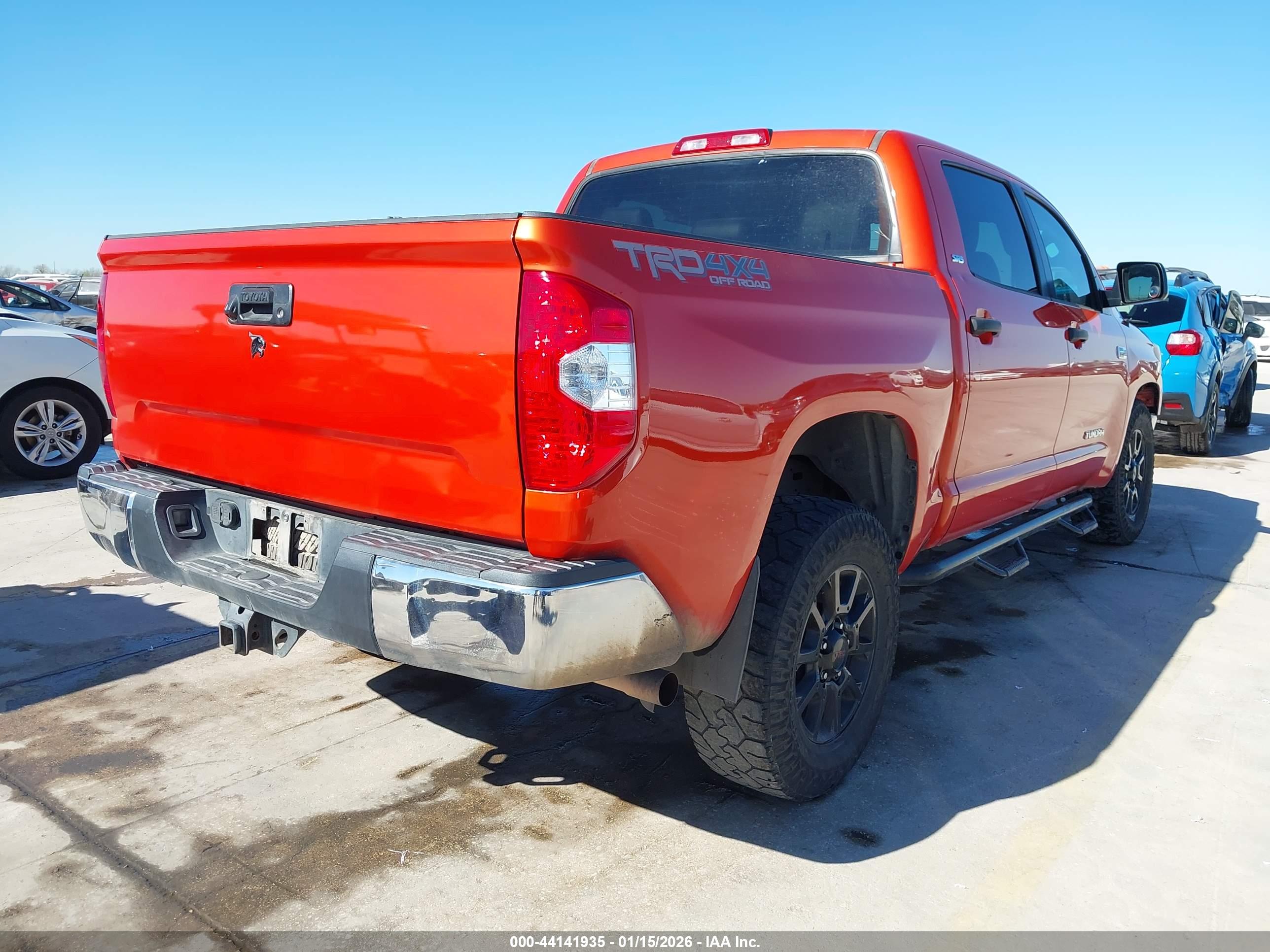 TOYOTA TUNDRA image 4