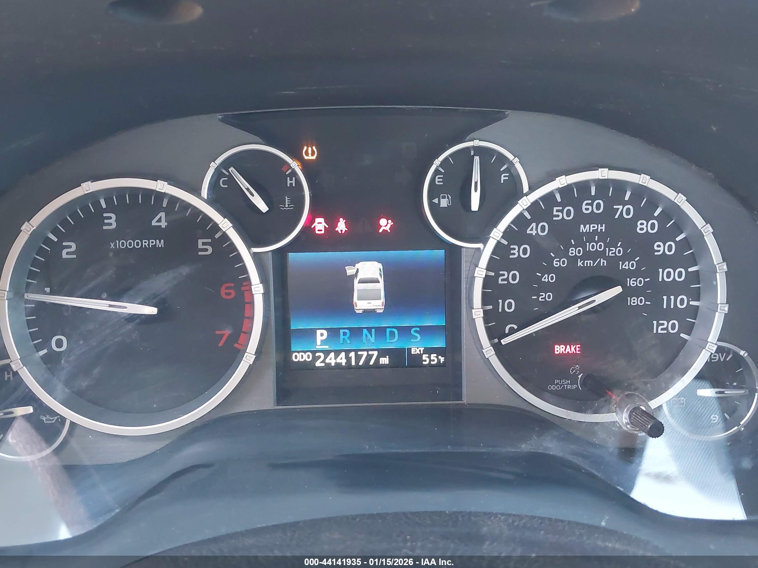 TOYOTA TUNDRA image 7