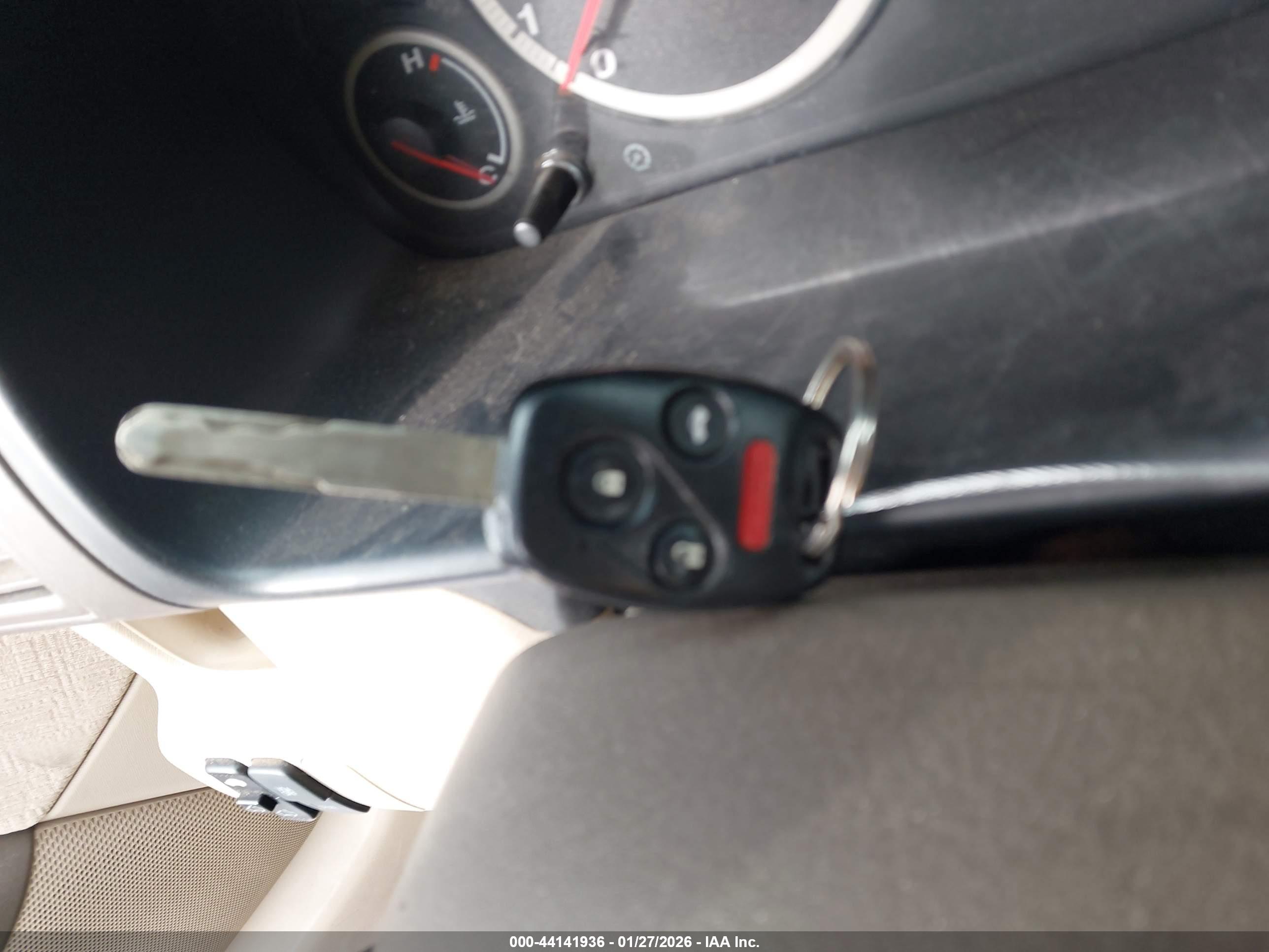 HONDA CR-V image 11