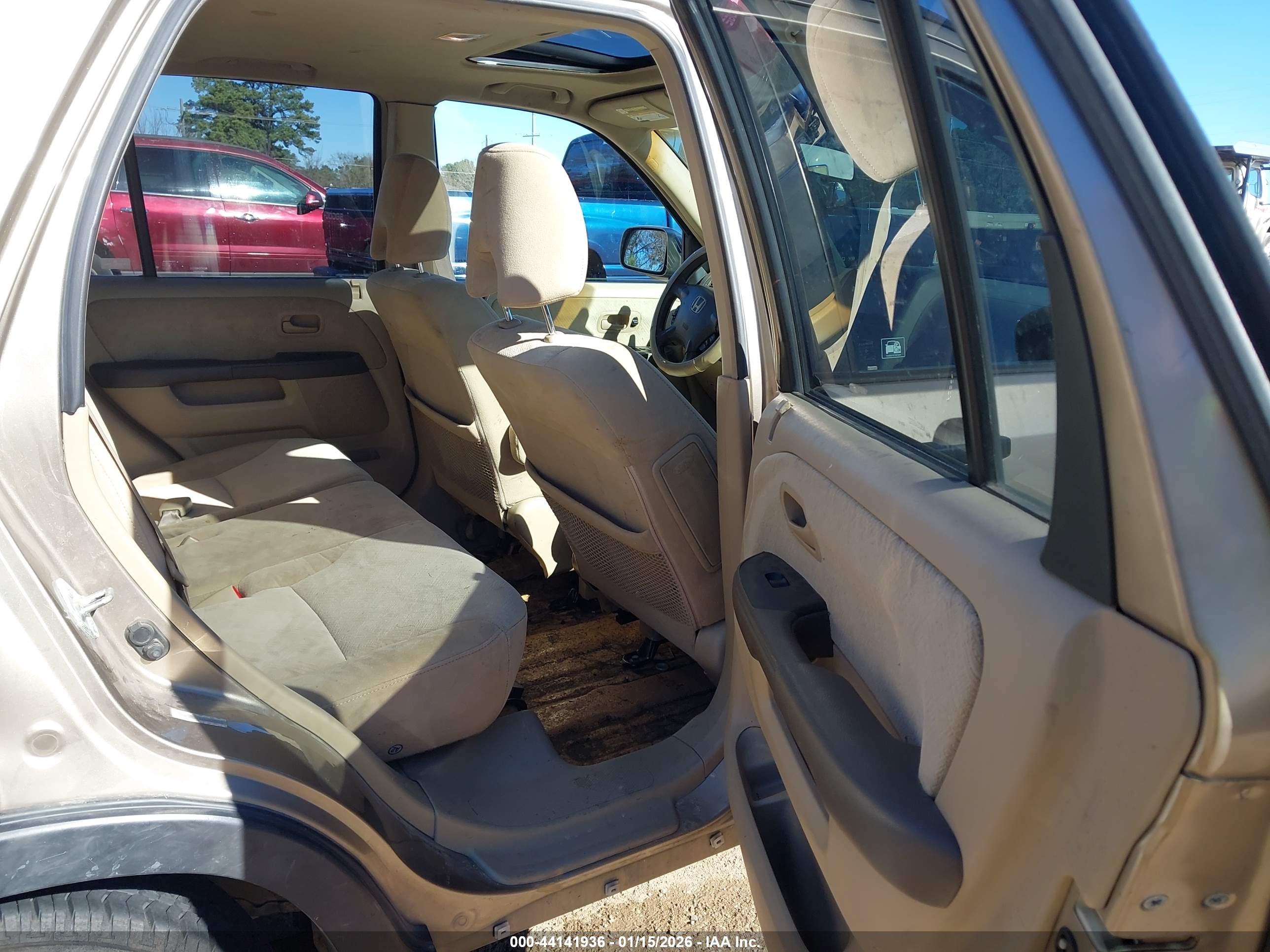 HONDA CR-V image 8
