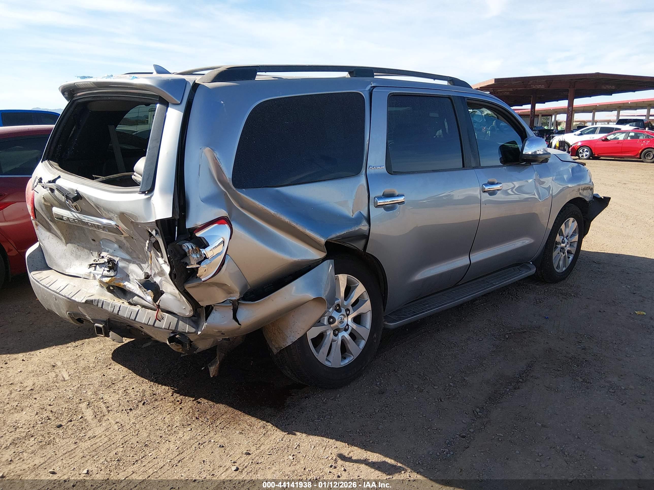 TOYOTA SEQUOIA image 4