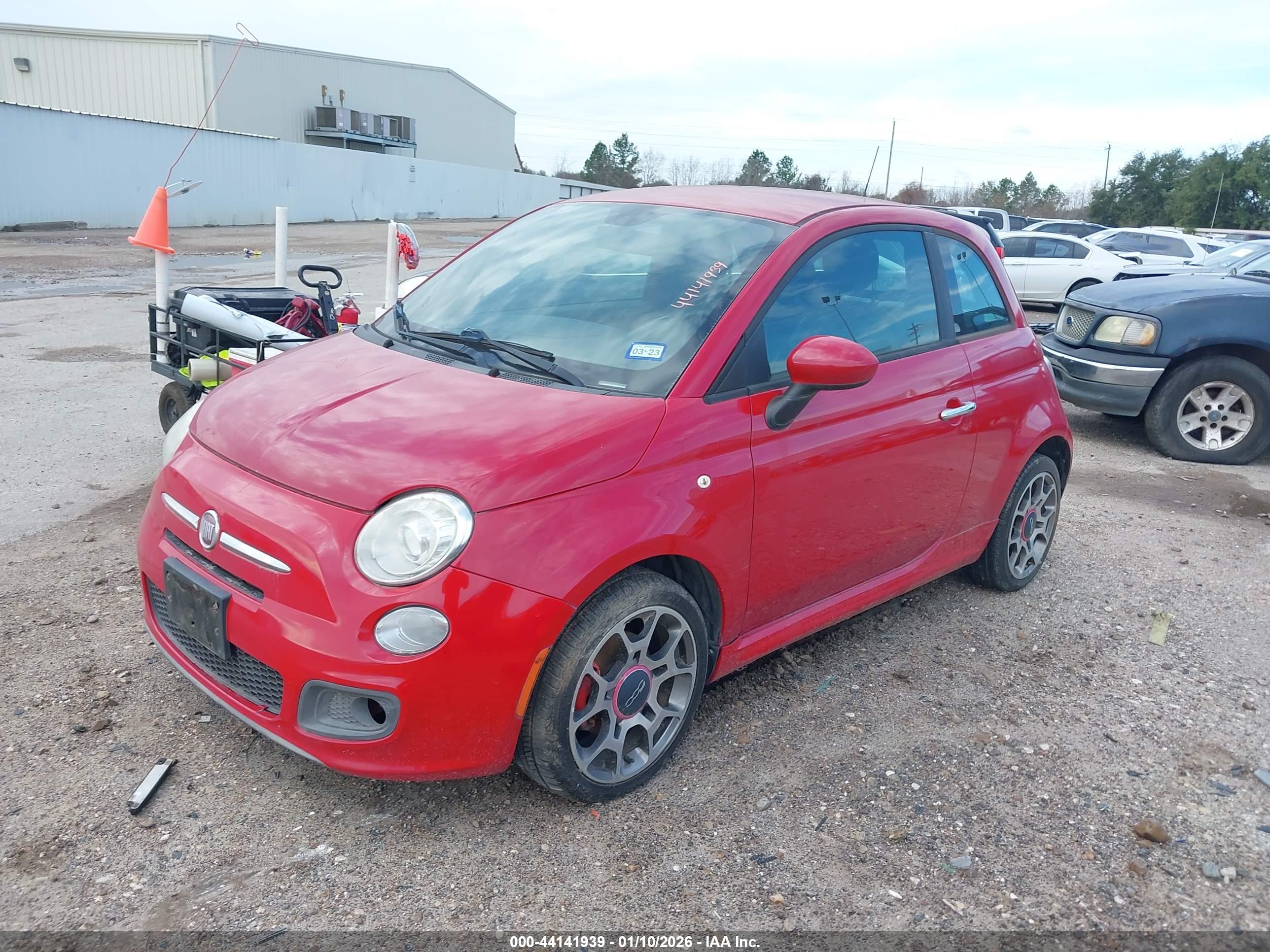 FIAT 500 image 2