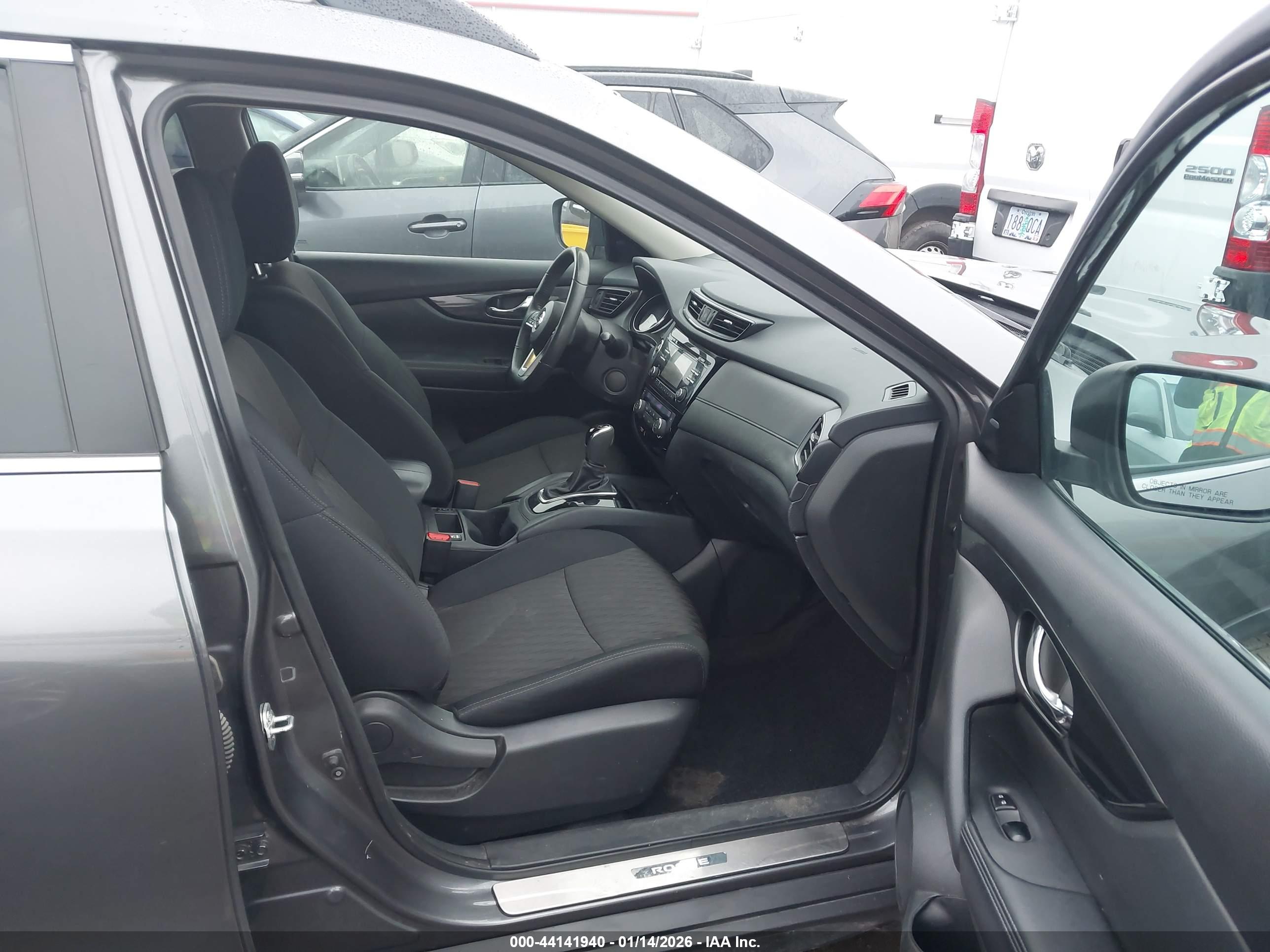 NISSAN ROGUE image 5