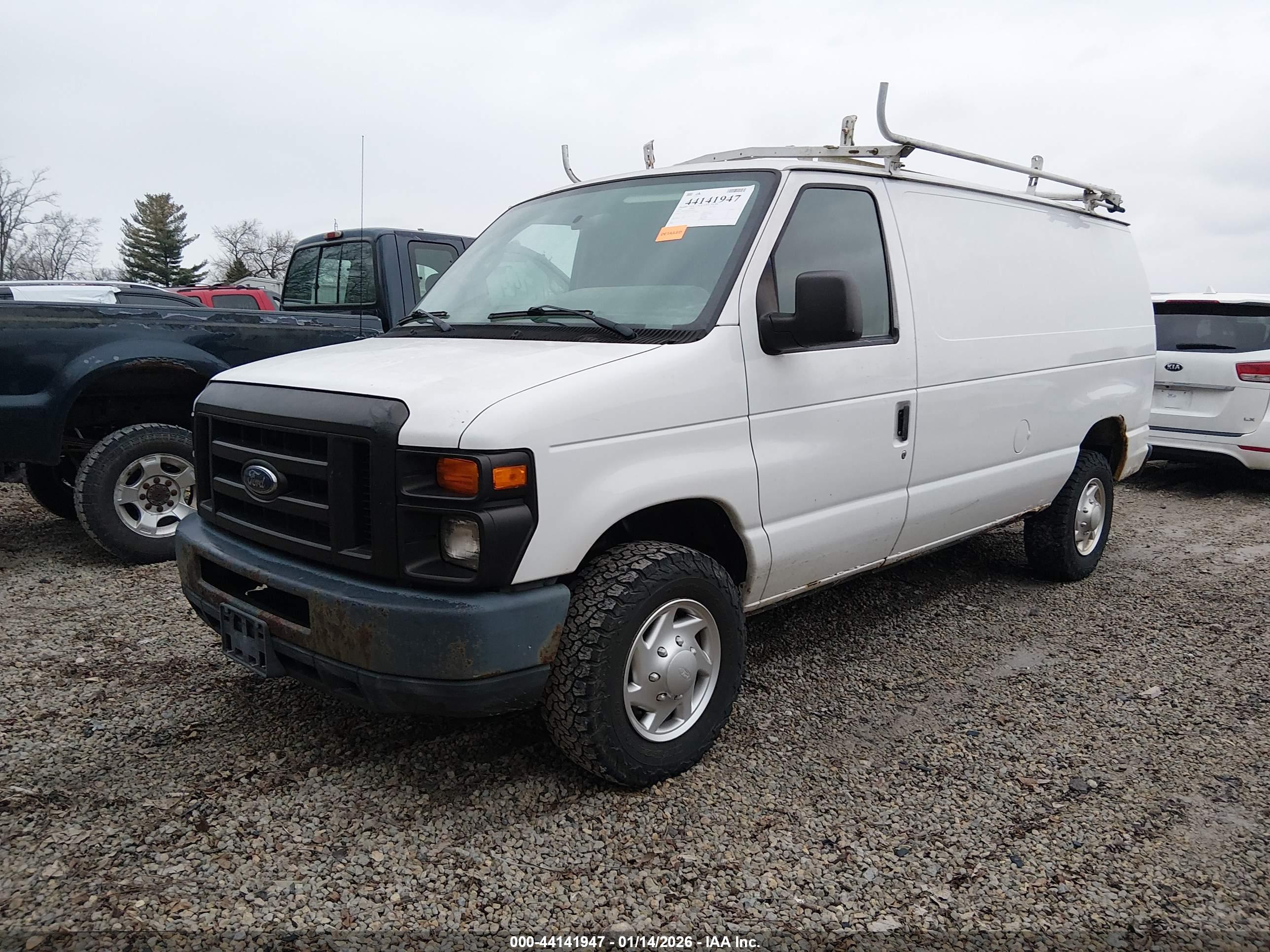 FORD E-250 image 2