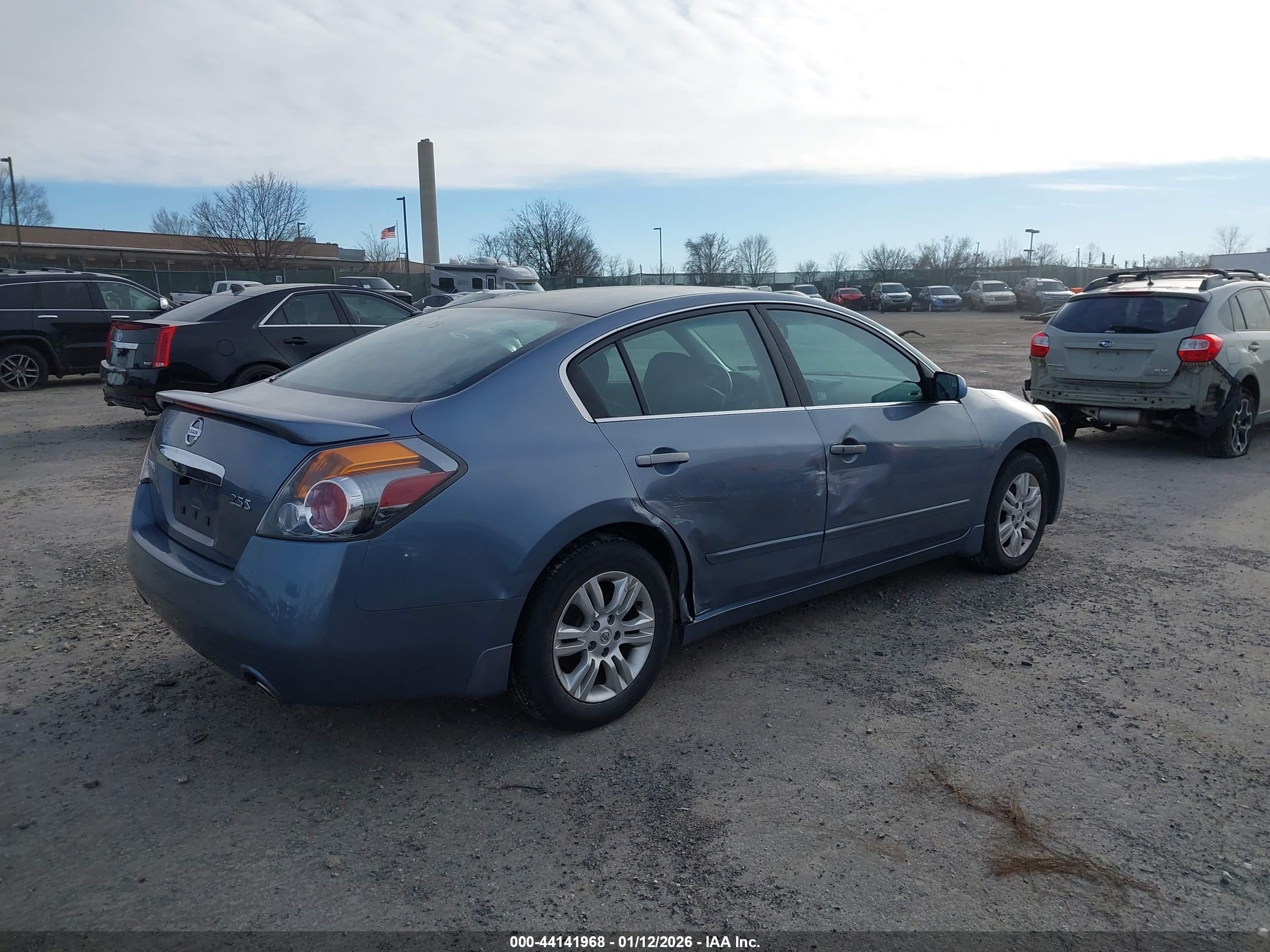NISSAN ALTIMA image 4