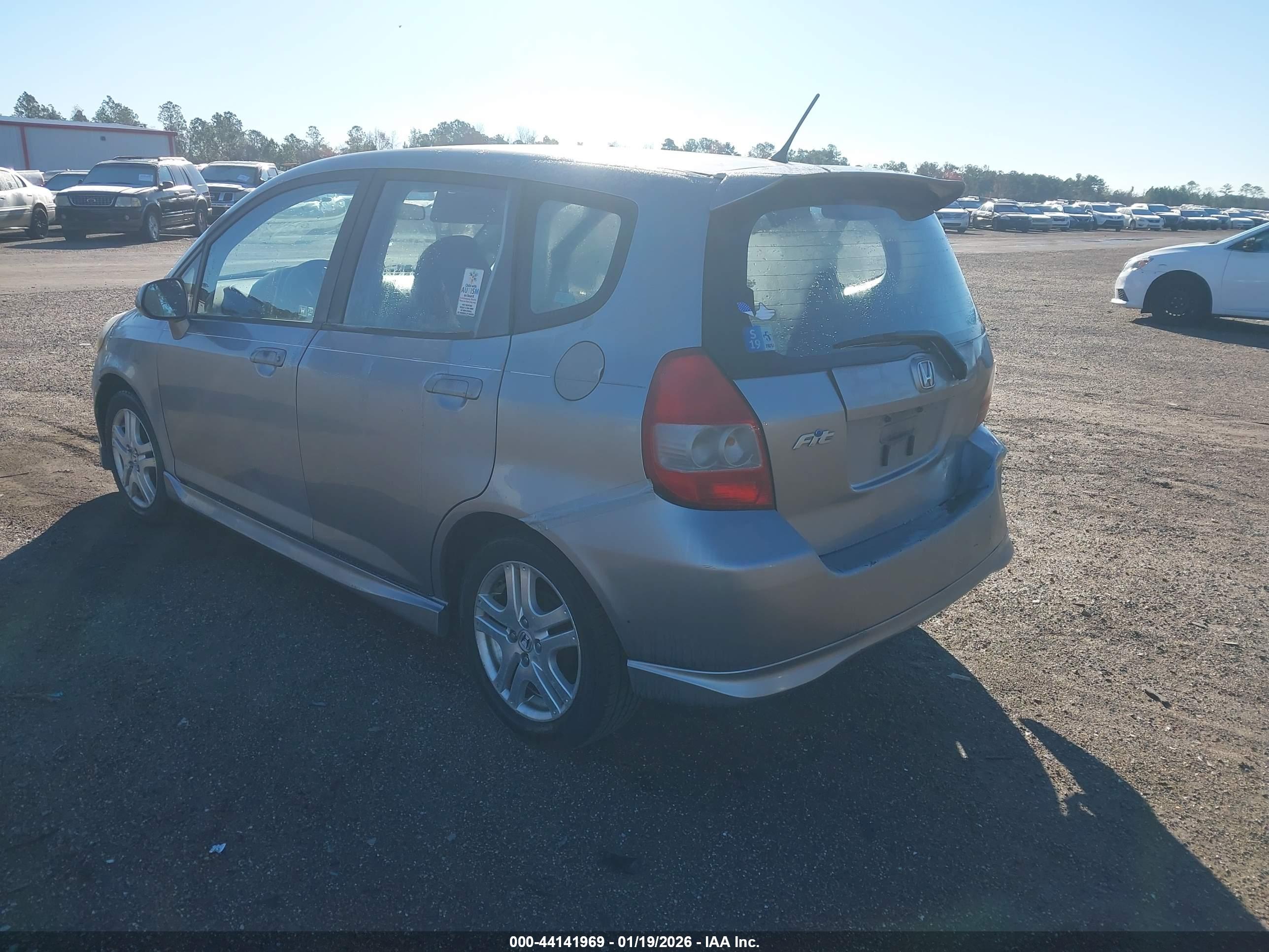 HONDA FIT image 3