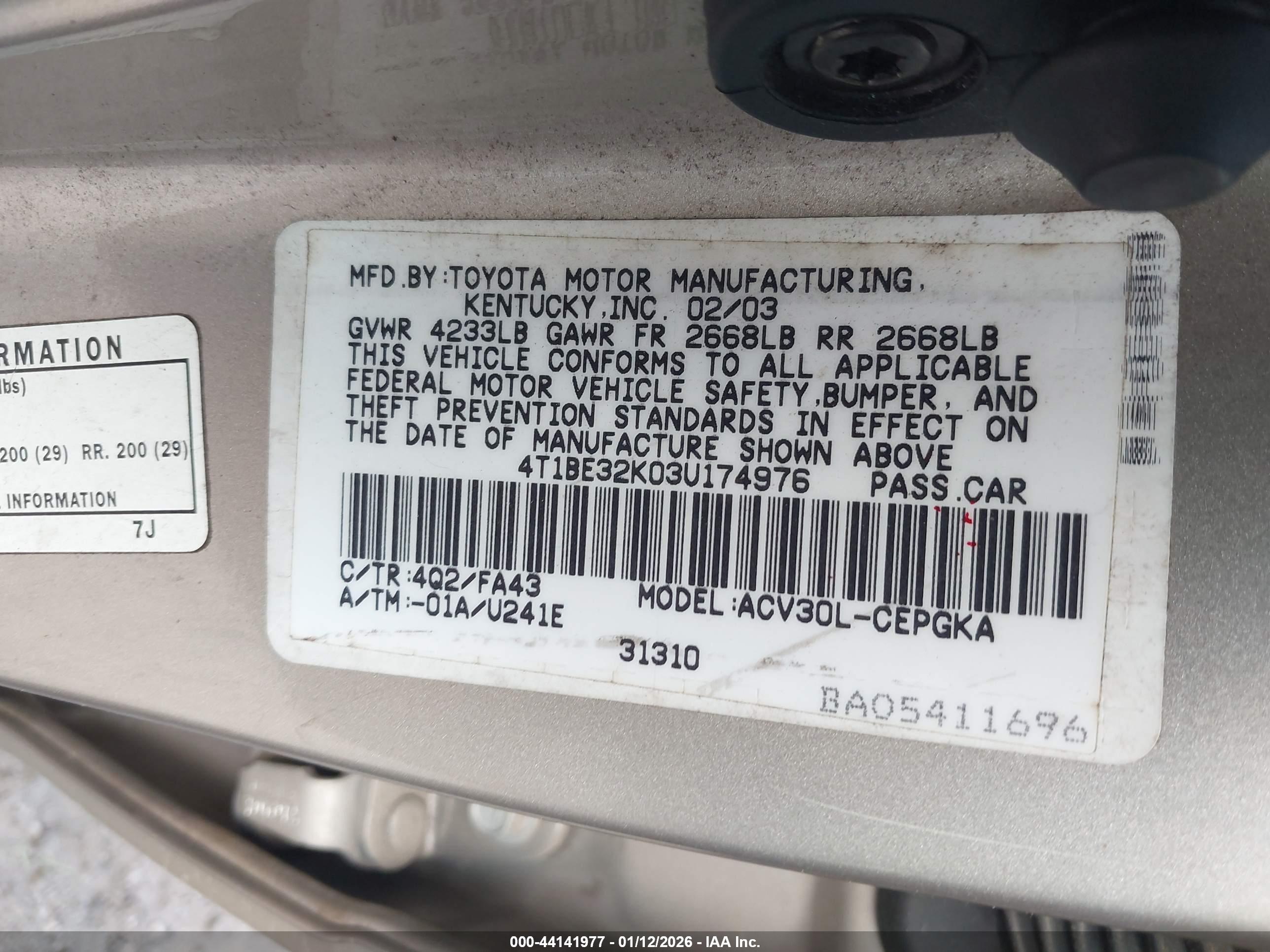 TOYOTA CAMRY image 9