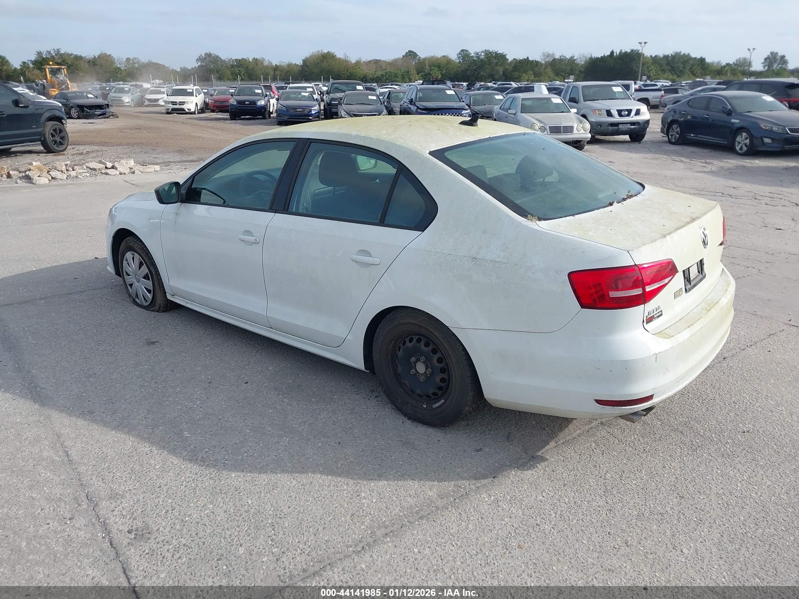 VOLKSWAGEN JETTA image 3