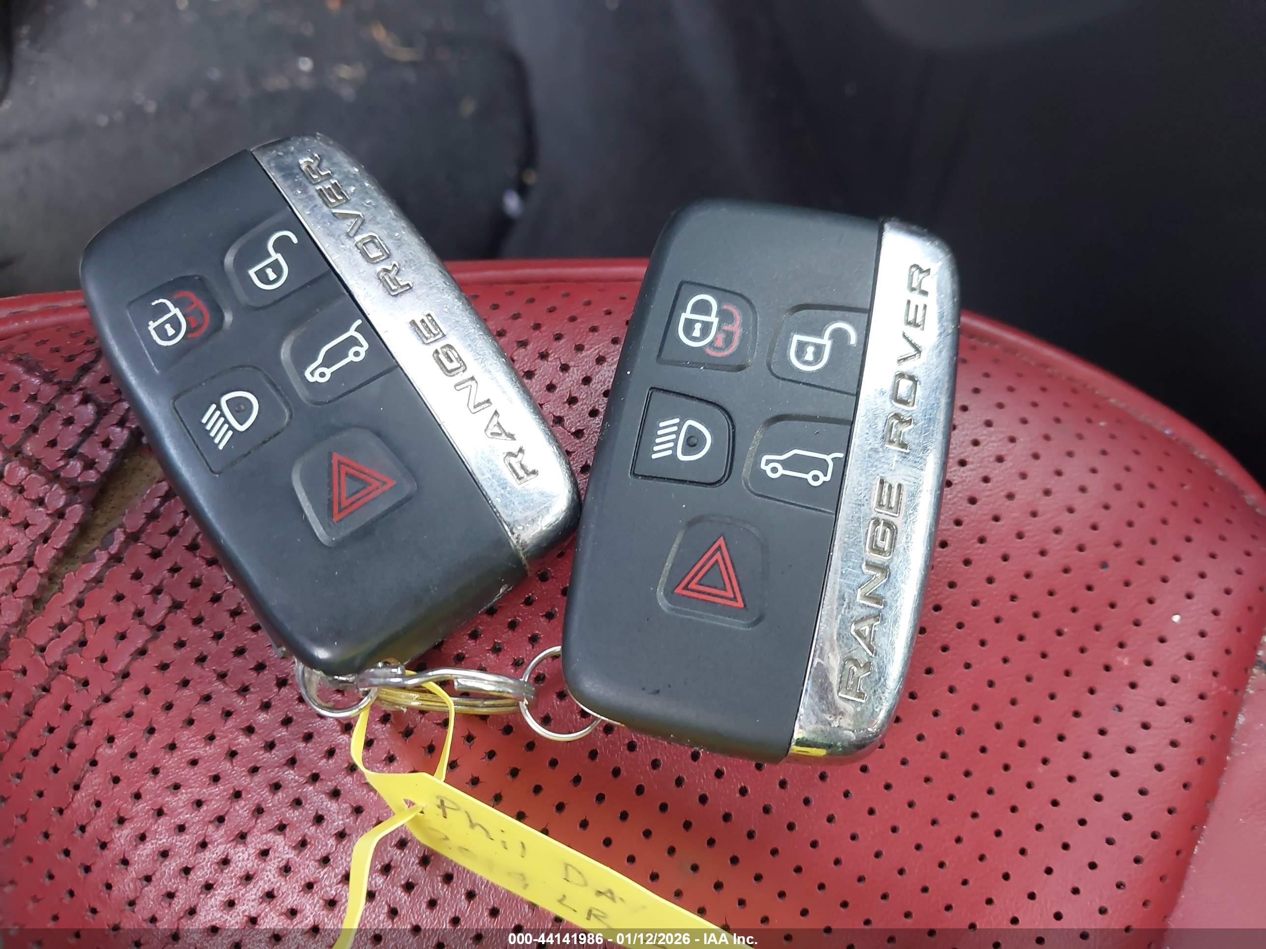 LAND ROVER image 11