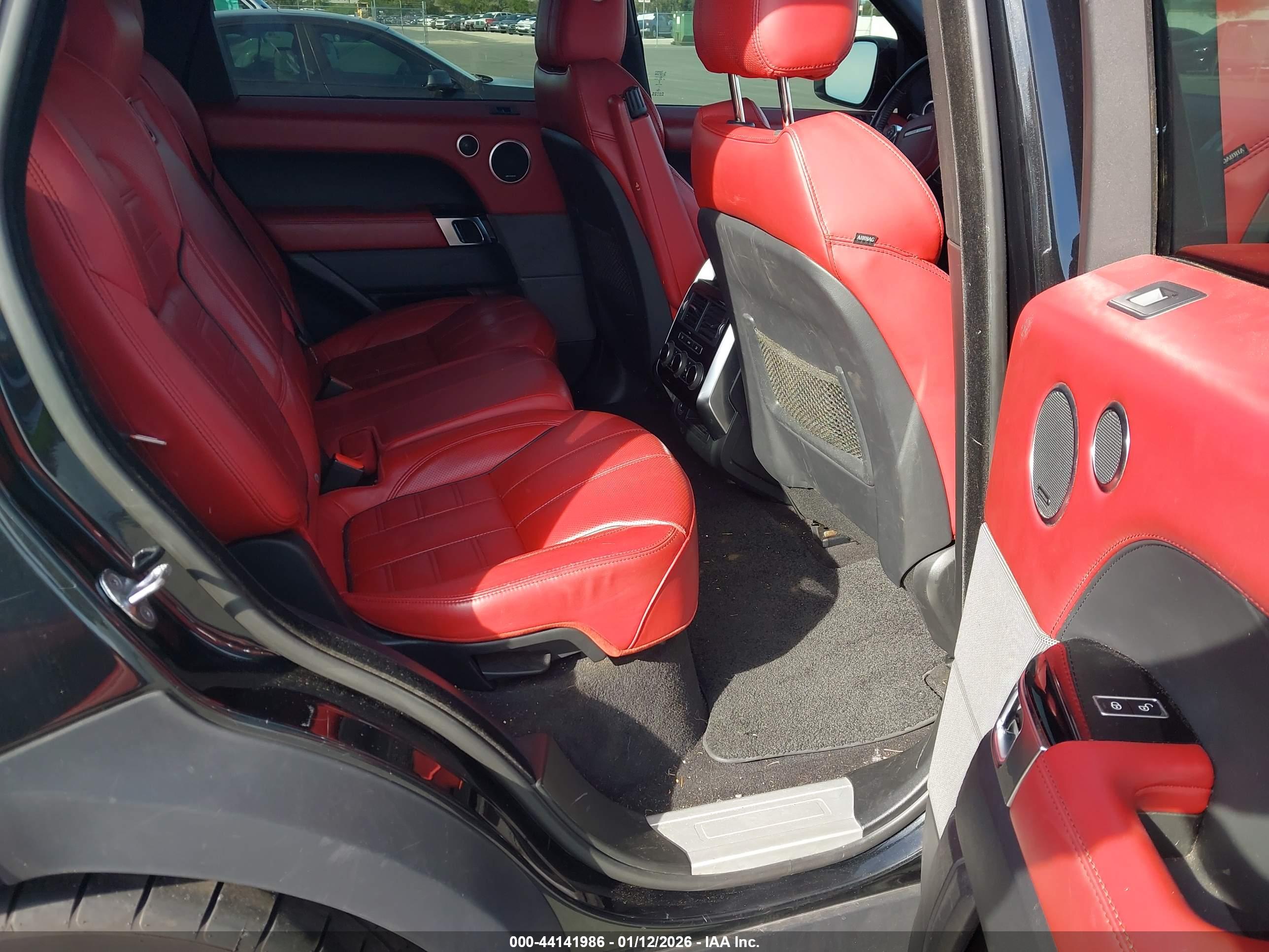 LAND ROVER image 8