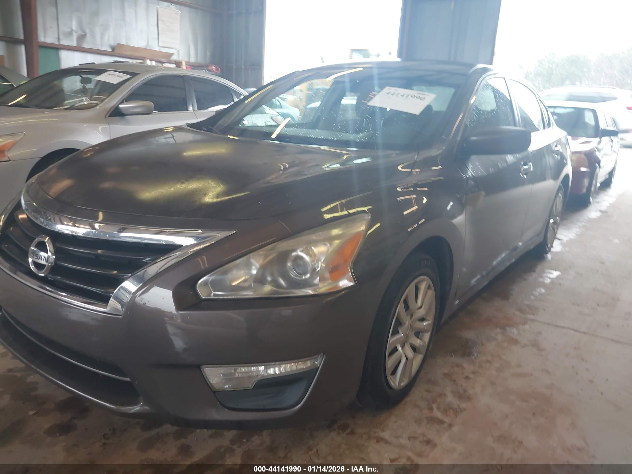 NISSAN ALTIMA image 6